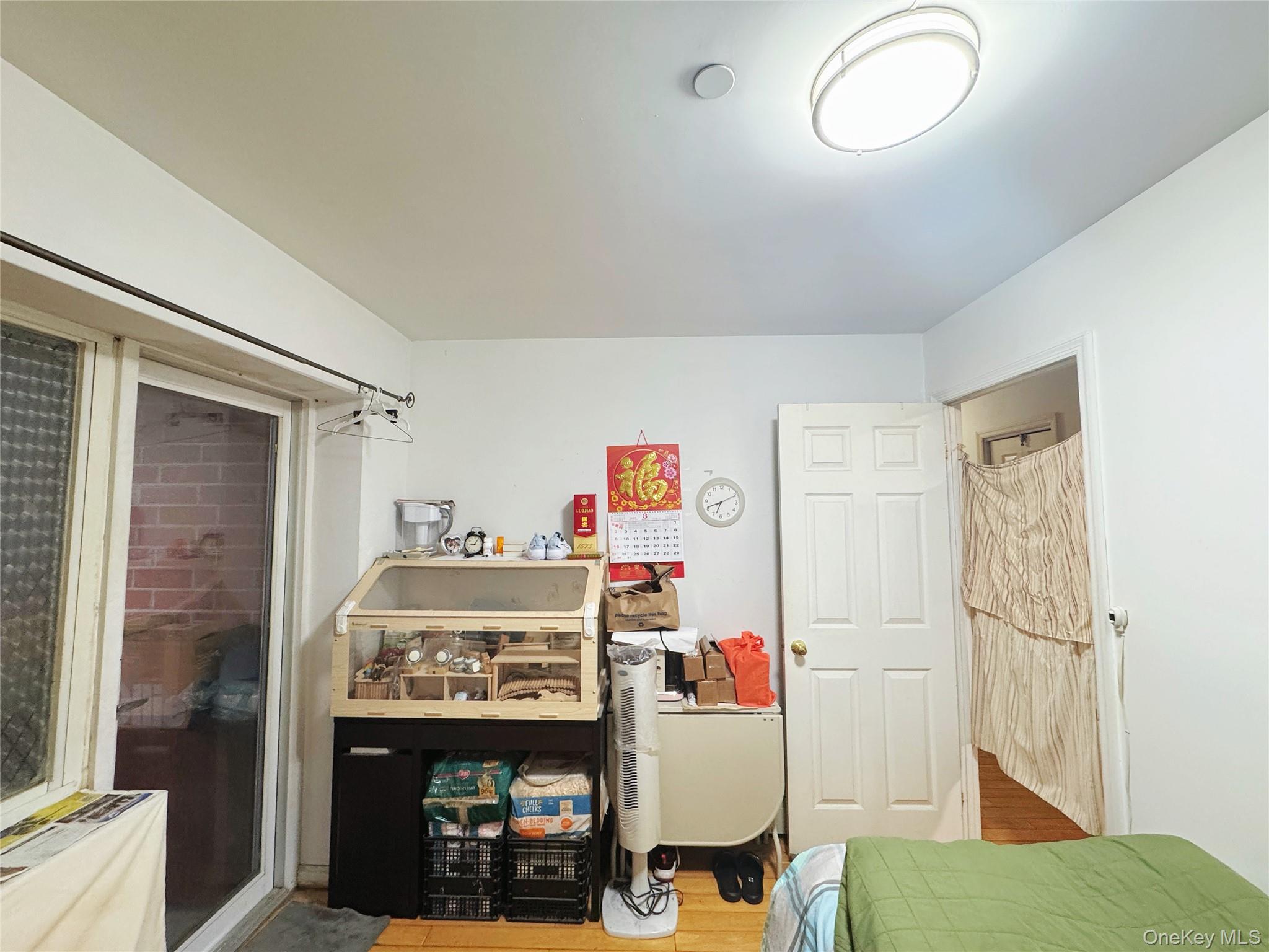 #3 photo, 42-11 Parsons Boulevard, Flushing , NY 11355
