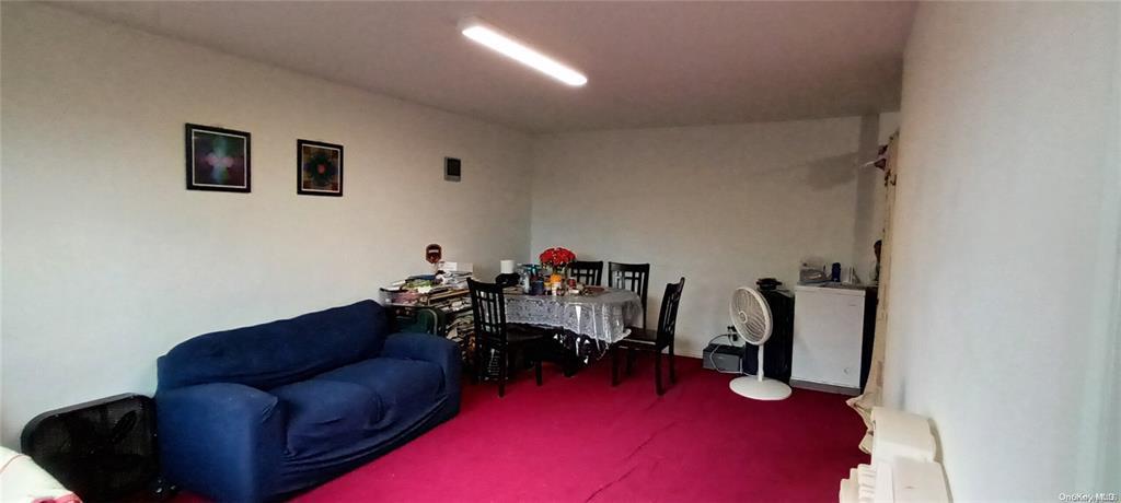 #3 photo, 131-11 Kew Gardens Rd., クイーンズ区 Richmond Hill North , NY 11418