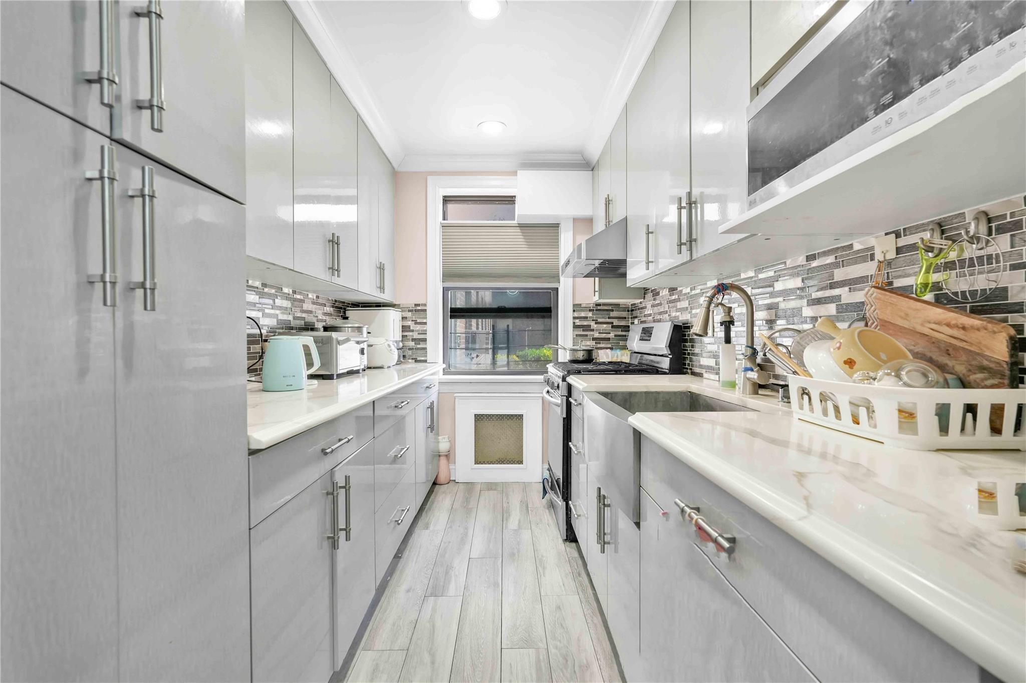 #15 photo, 141-09 28th Avenue, クイーンズ区 Flushing , NY 11354