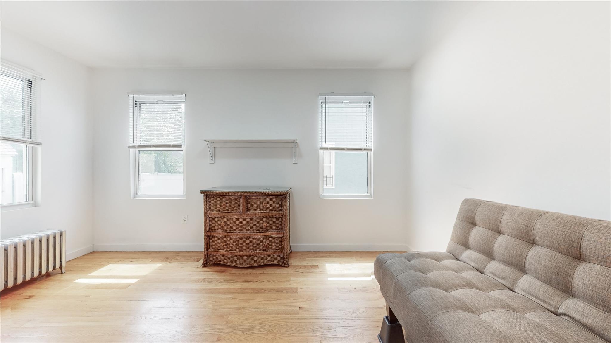 #3 photo, 138-07 232nd Street, クイーンズ区 Laurelton , NY 11413