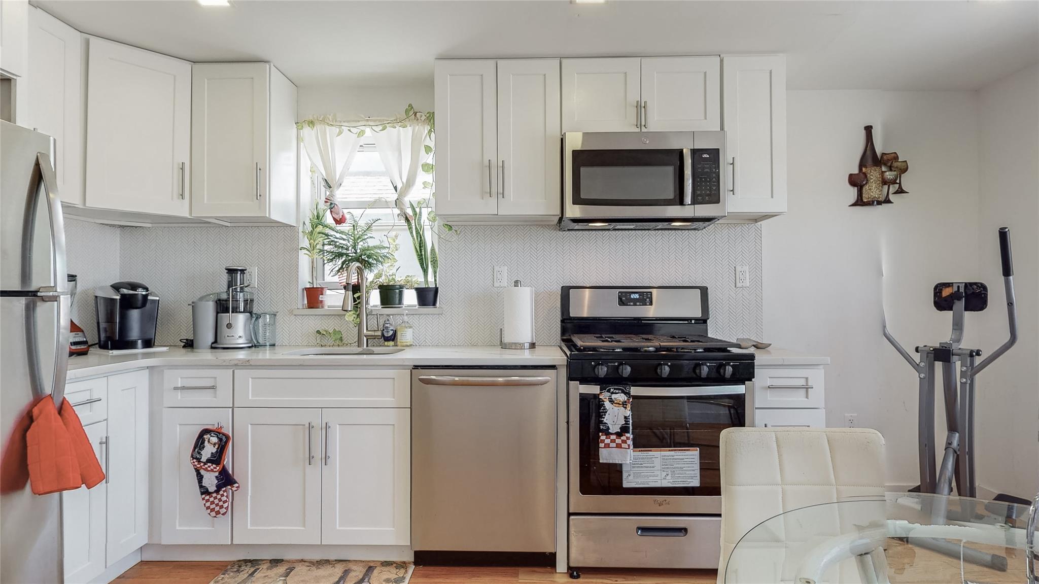 #5 photo, 138-07 232nd Street, クイーンズ区 Laurelton , NY 11413