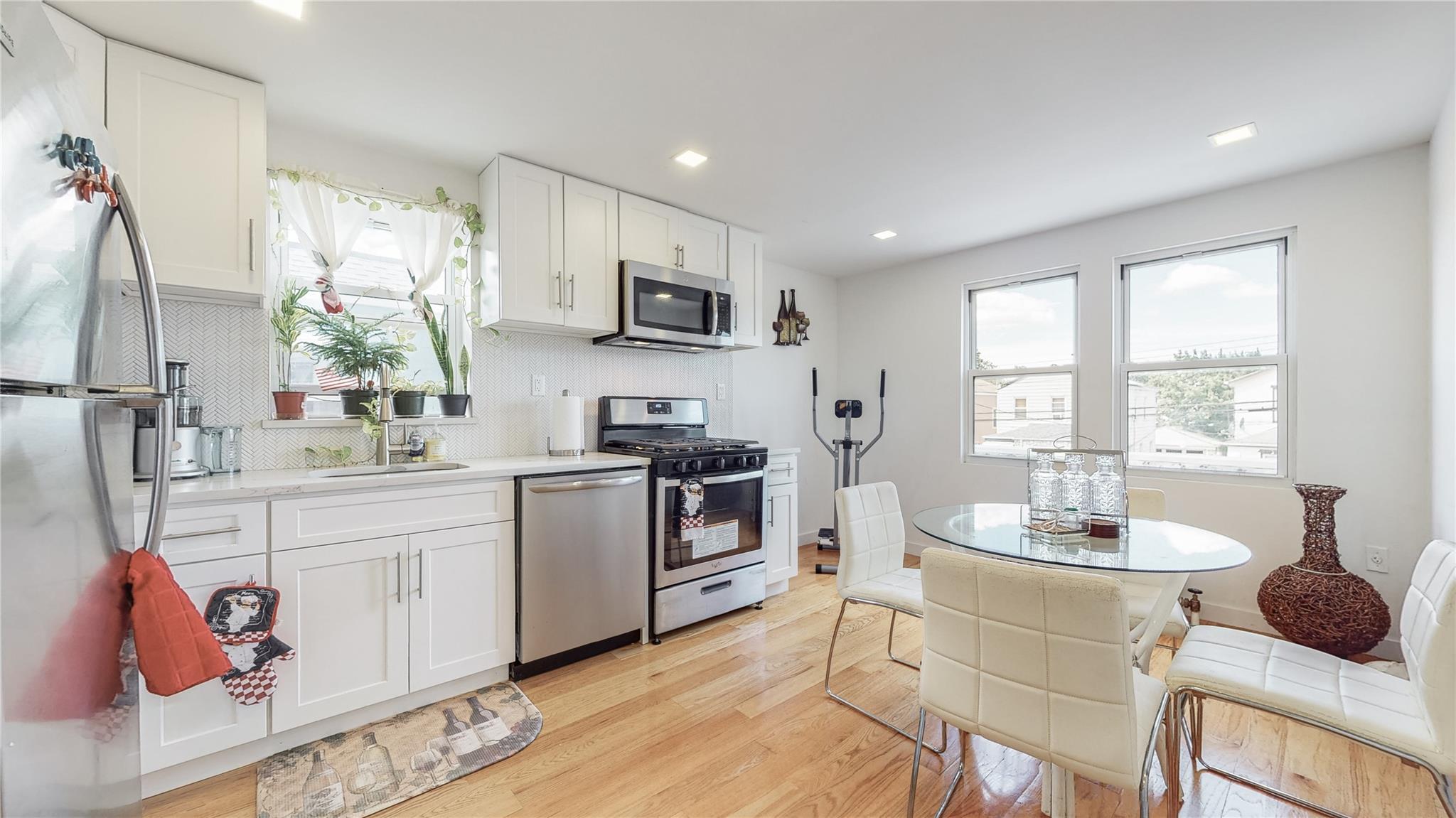 #7 photo, 138-07 232nd Street, クイーンズ区 Laurelton , NY 11413