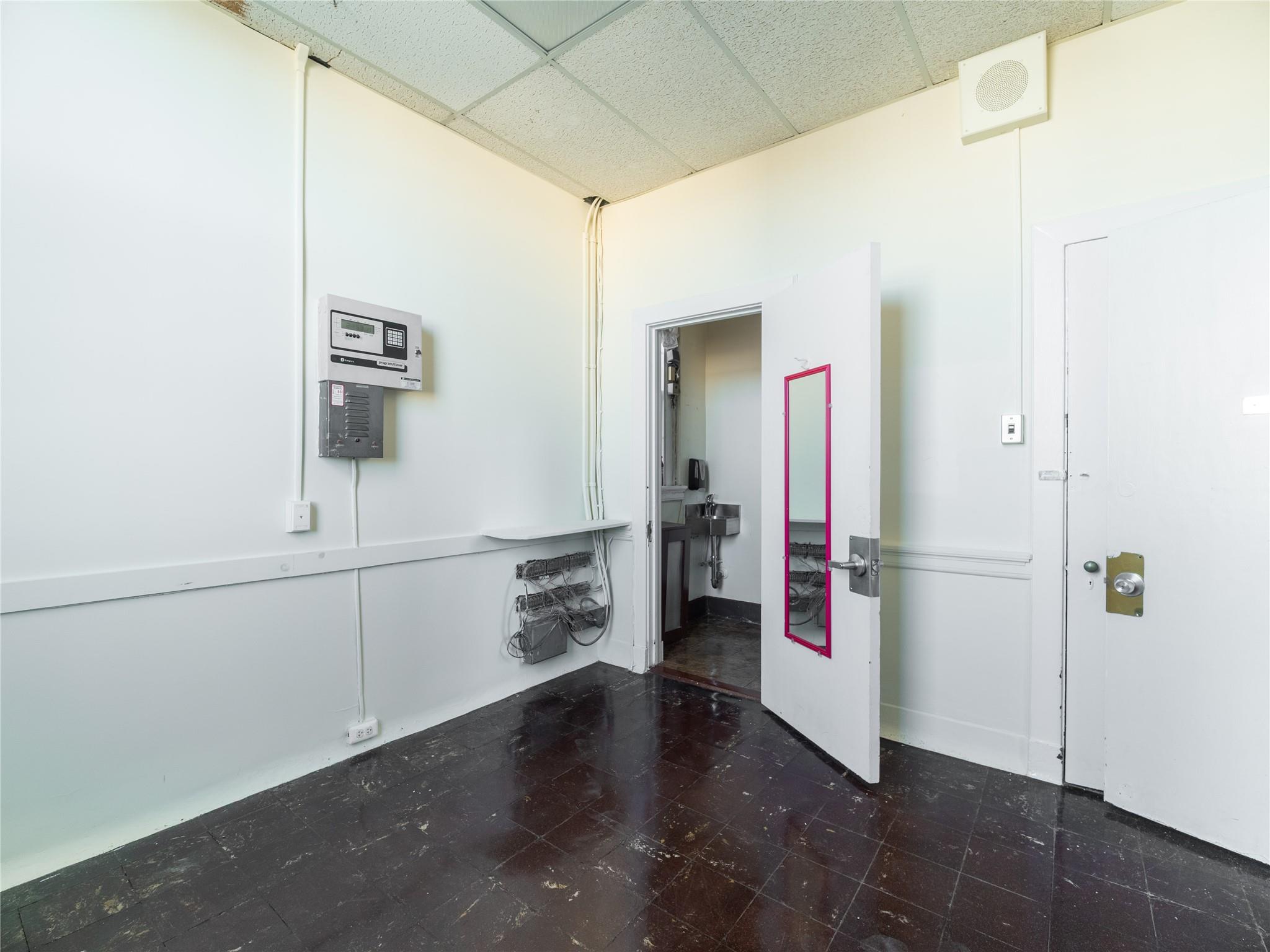 #11 photo, 18 Central Avenue, Port Chester , NY 10573