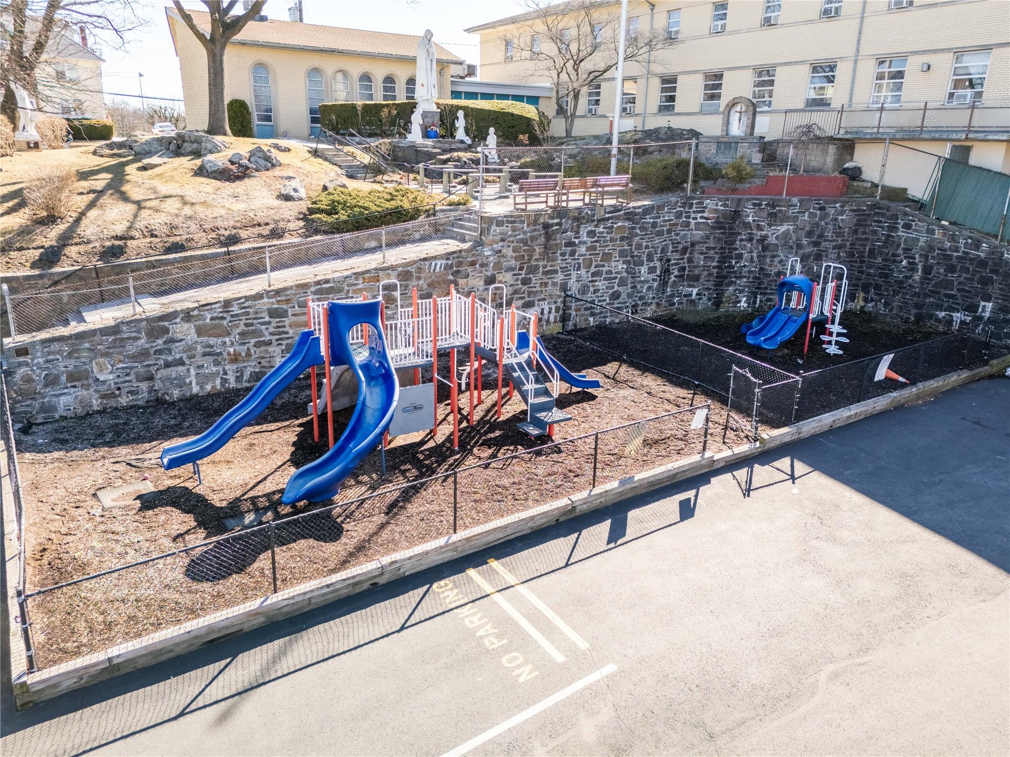 #4 photo, 18 Central Avenue, Port Chester , NY 10573