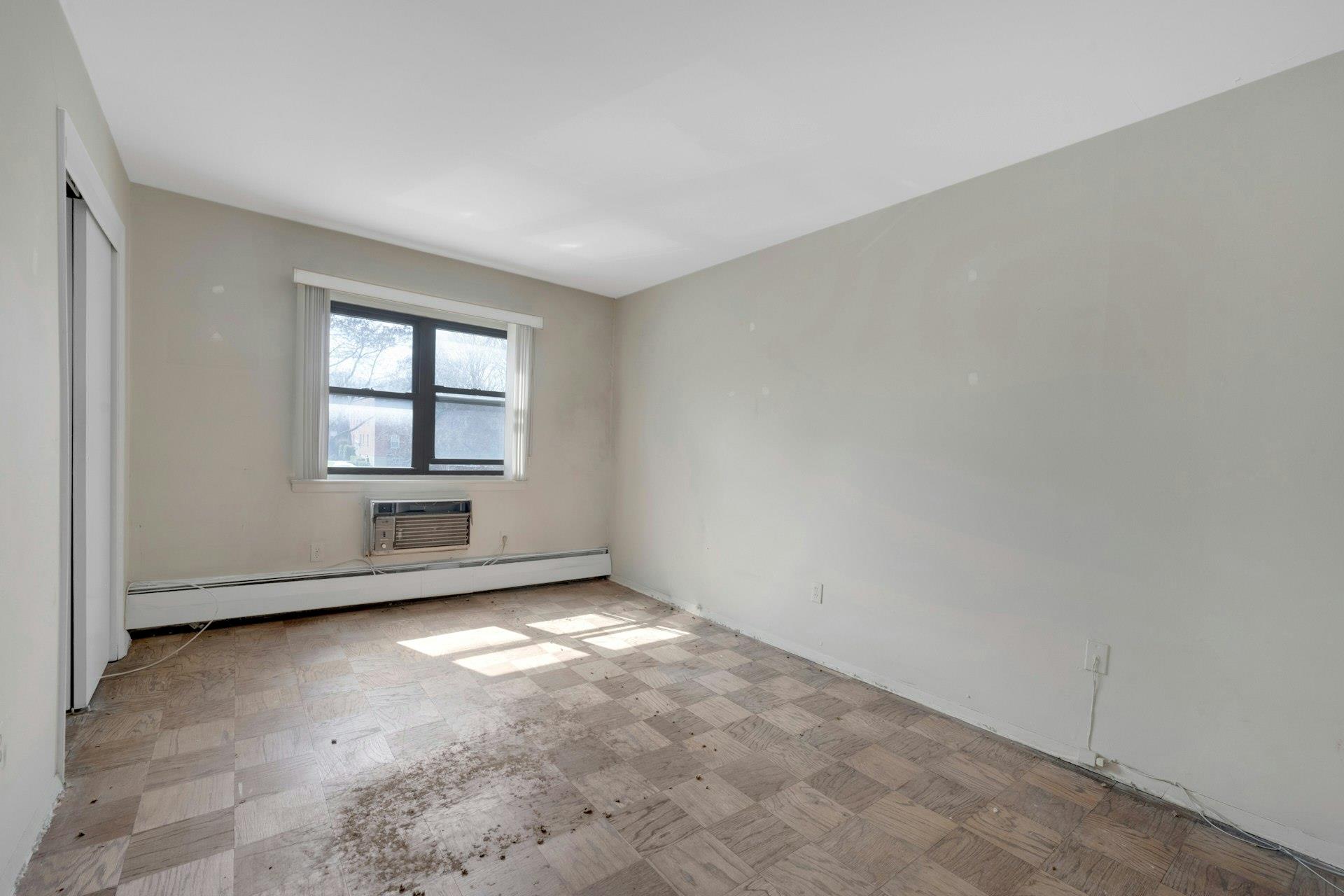 #13 photo, 2261 Palmer Avenue, New Rochelle , NY 10801