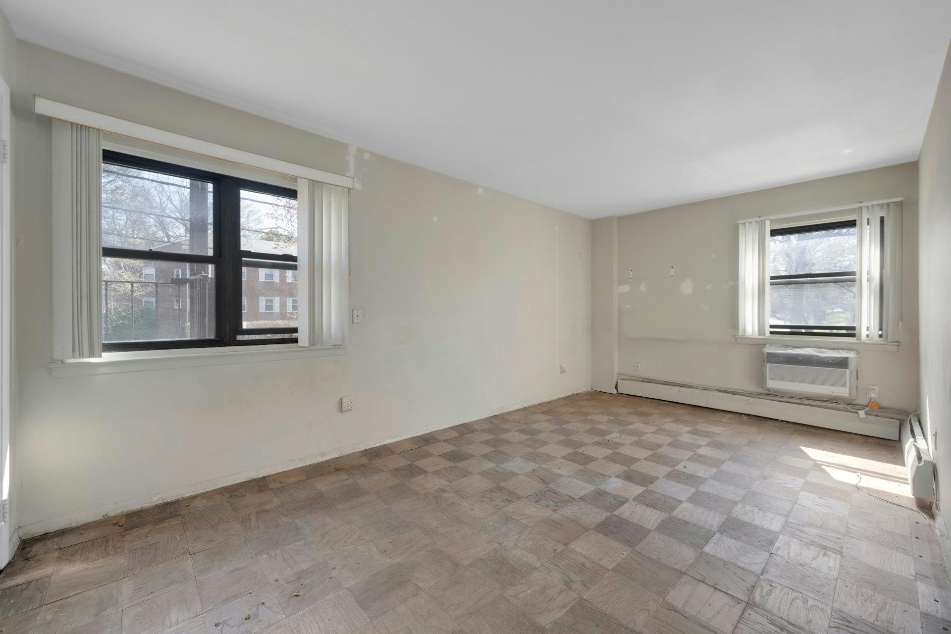 #16 photo, 2261 Palmer Avenue, New Rochelle , NY 10801