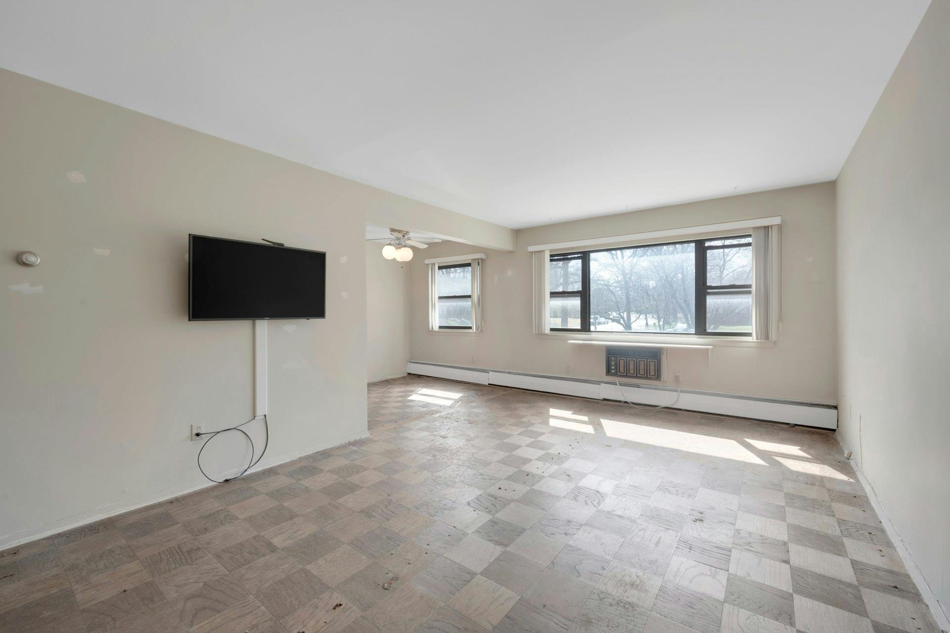 #4 photo, 2261 Palmer Avenue, New Rochelle , NY 10801