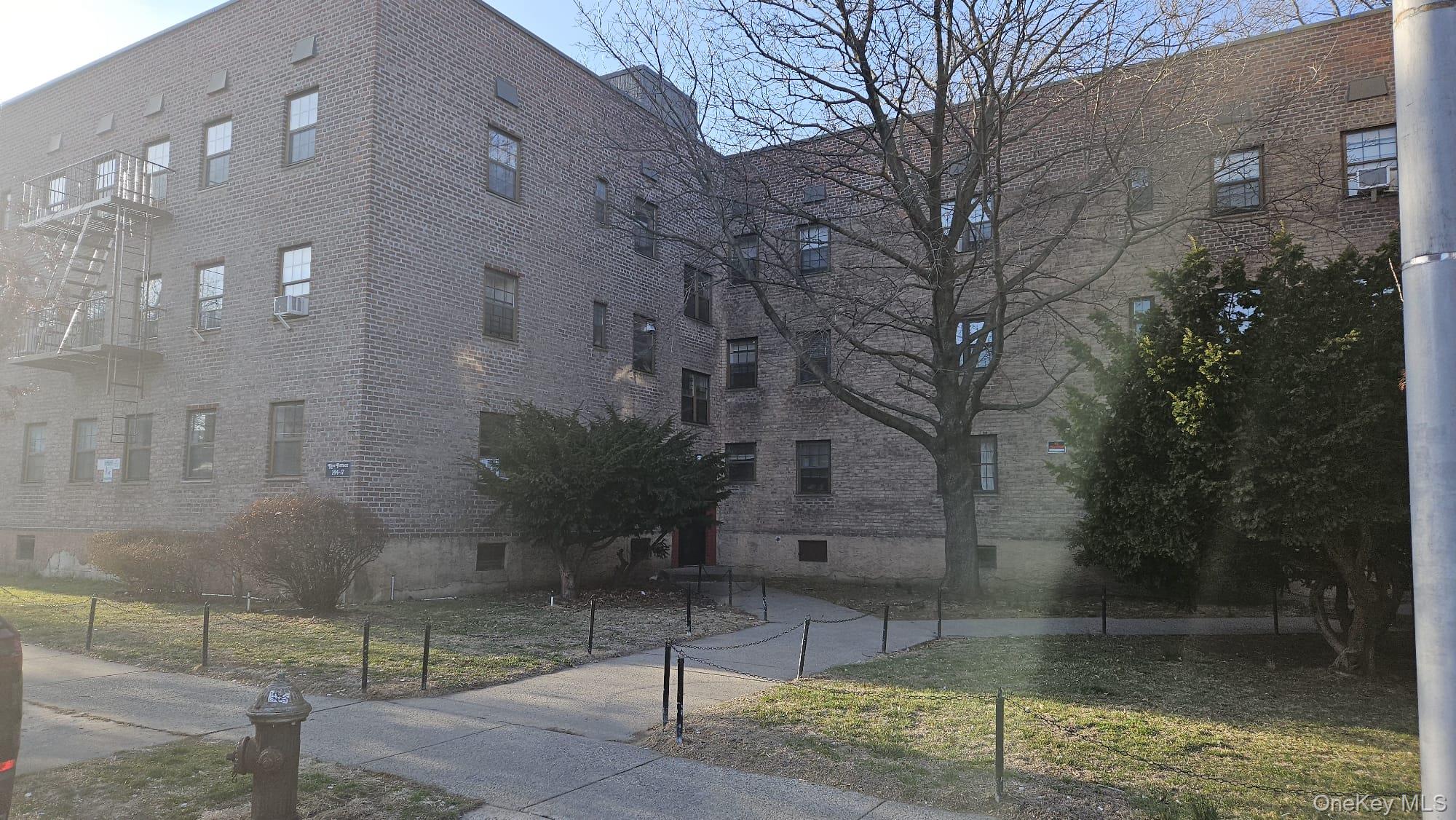 #2 photo, 144-17 79th Avenue, クイーンズ区 Kew Garden Hills , NY 11367