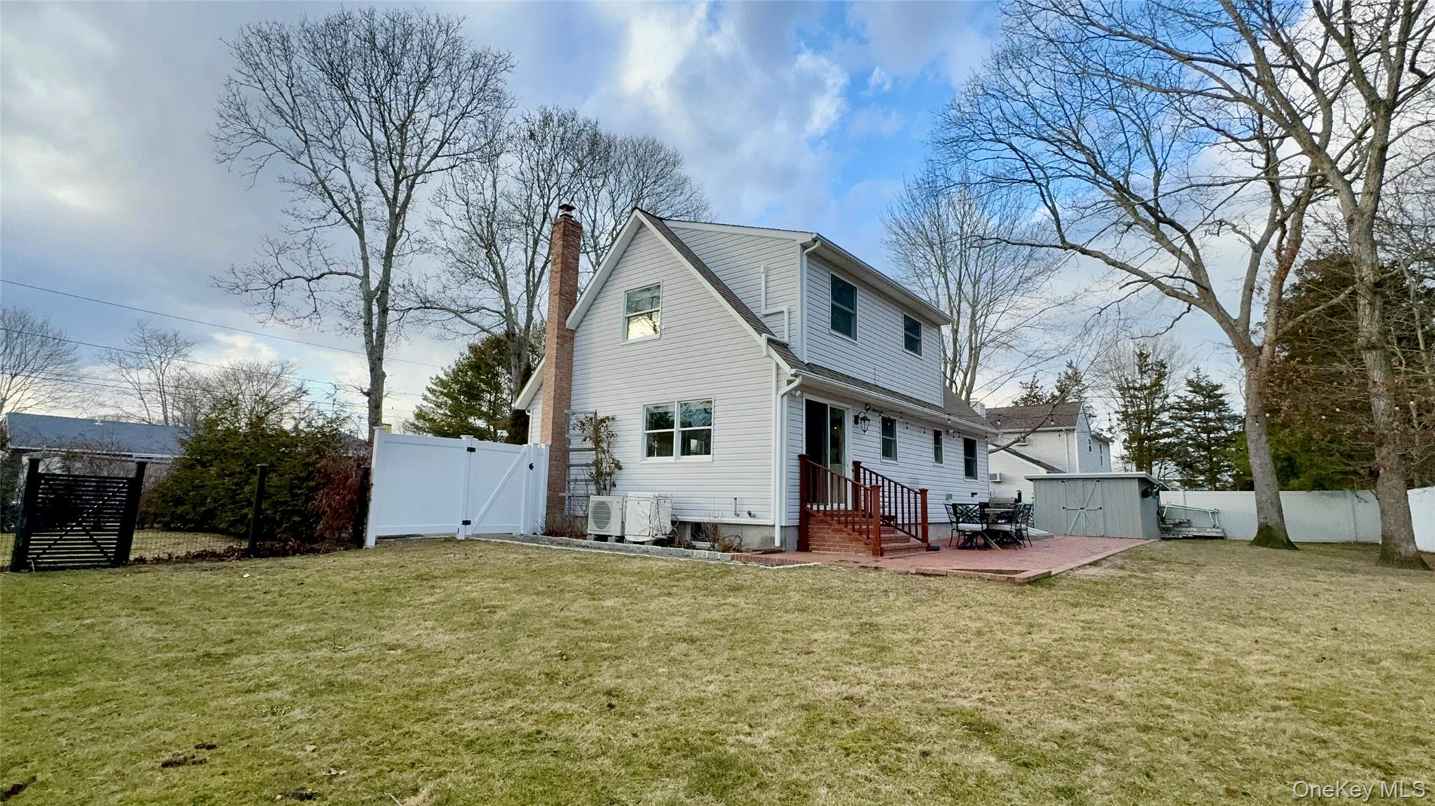 #2 photo, 4 N Westbury Road, サフォーク郡 Hampton Bays , NY 11946