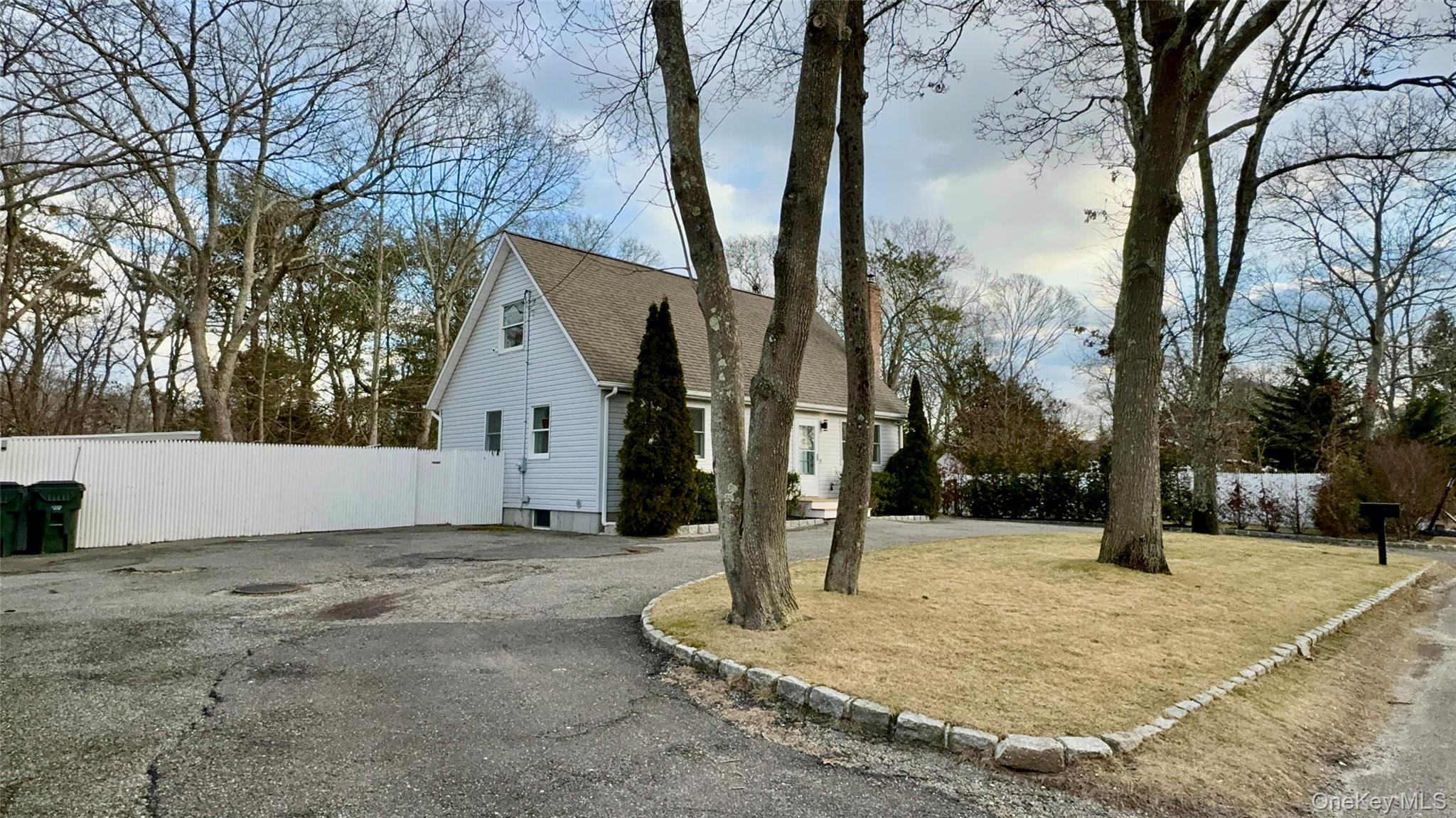 #3 photo, 4 N Westbury Road, サフォーク郡 Hampton Bays , NY 11946