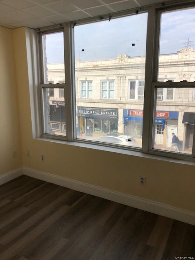 #16 photo, 148 Tulip Avenue, ナッソー郡 Floral Park , NY 11001