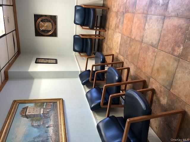 #3 photo, 148 Tulip Avenue, ナッソー郡 Floral Park , NY 11001