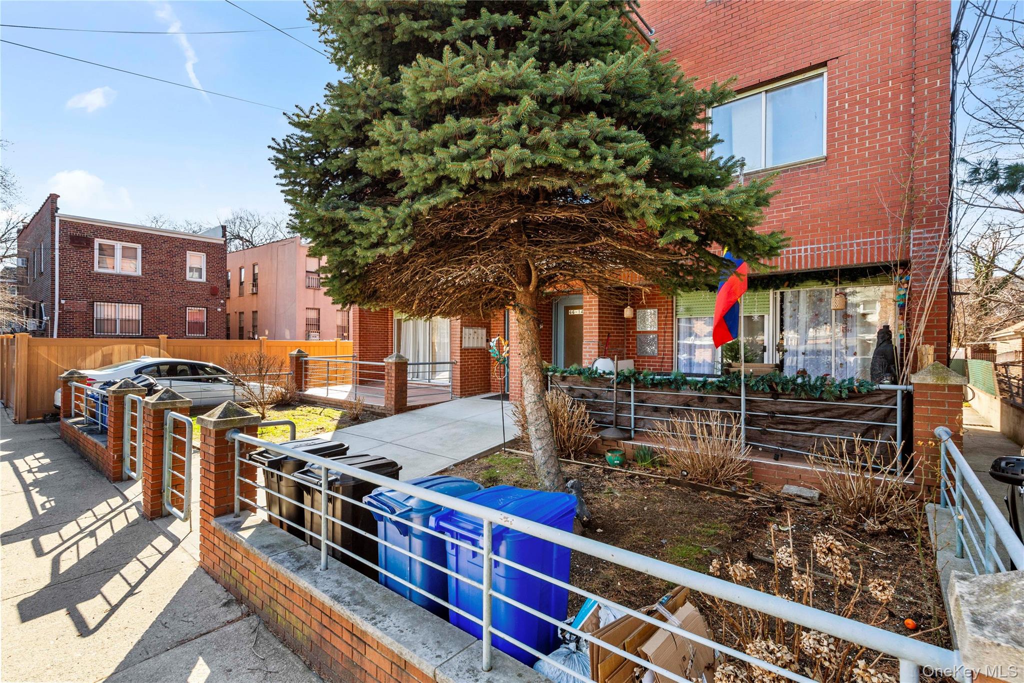 #2 photo, 66-14 49th Avenue, كوينز Woodside , NY 11377