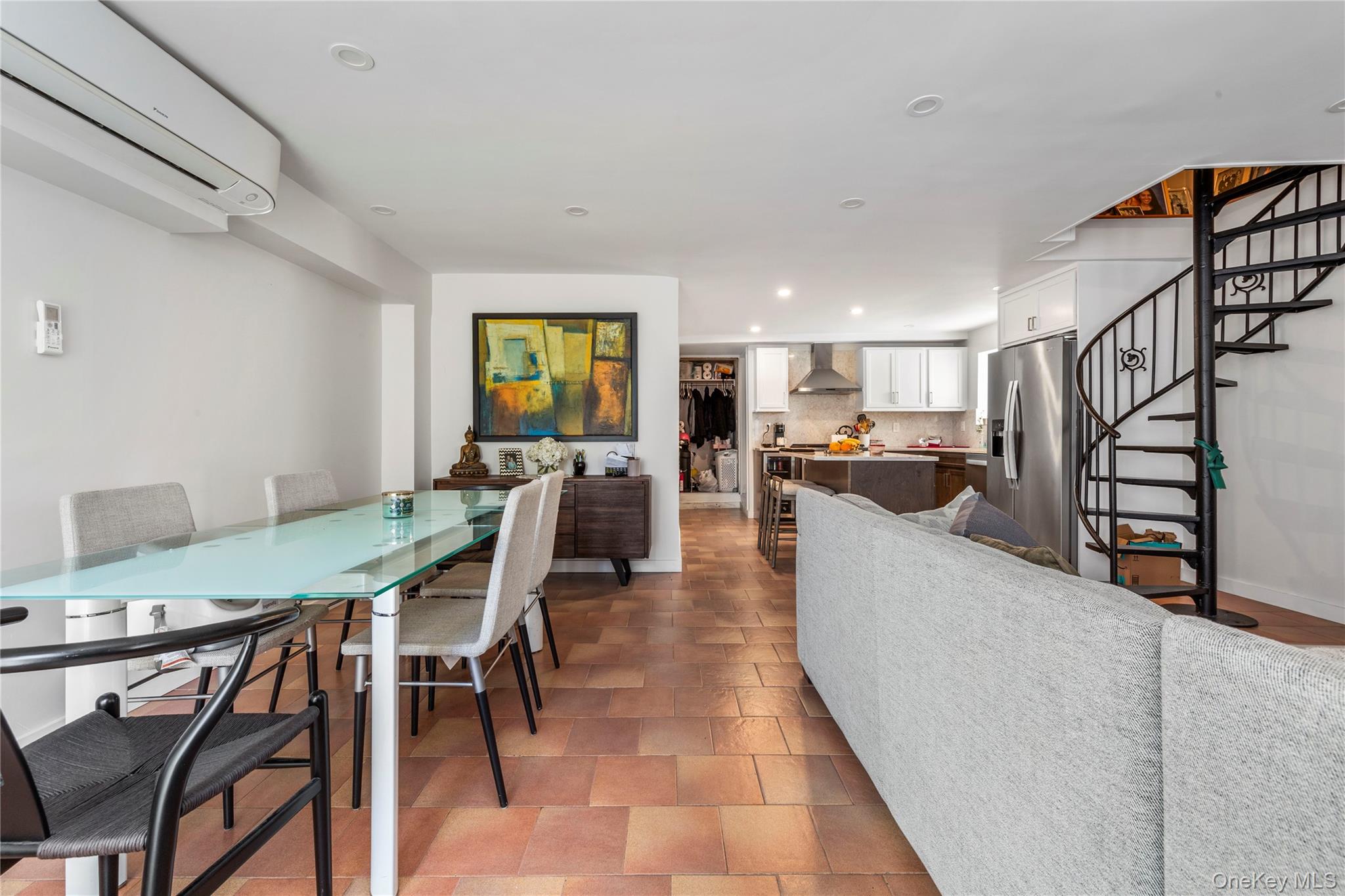 #5 photo, 66-14 49th Avenue, كوينز Woodside , NY 11377