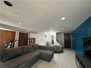 #12 photo, 68-10 60 Drive, クイーンズ区 Maspeth , NY 11378