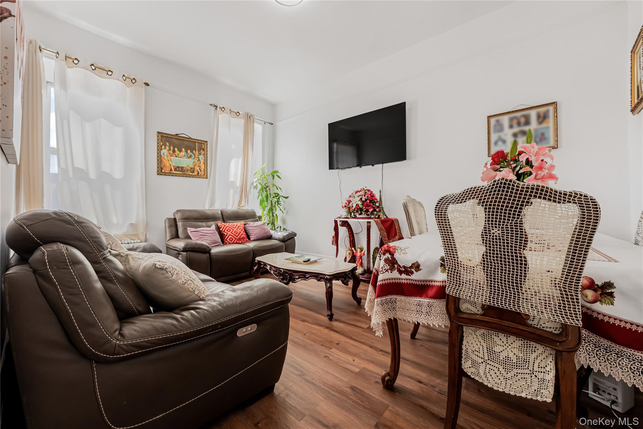 #3 photo, 2884 Valentine Avenue, ブロンクス区 Bronx , NY 10458