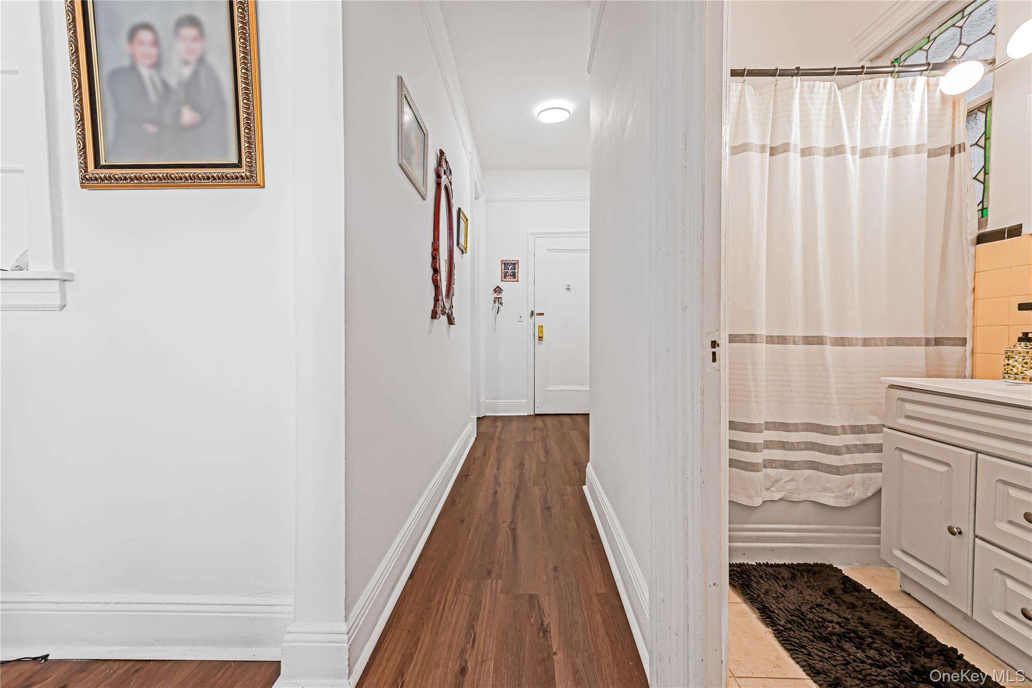 #5 photo, 2884 Valentine Avenue, ブロンクス区 Bronx , NY 10458