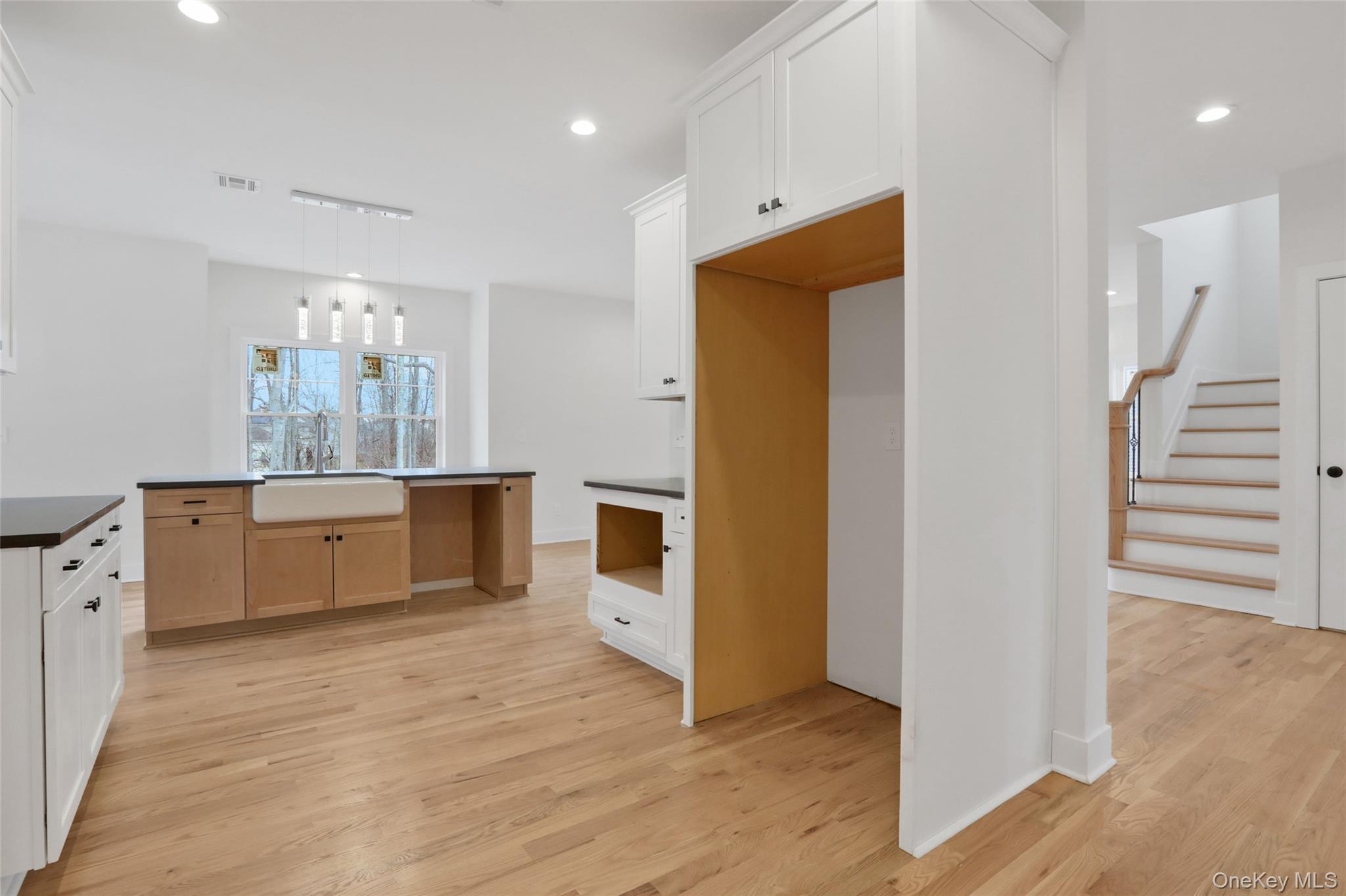 #20 photo, 56 Frank Street, New Windsor , NY 12553