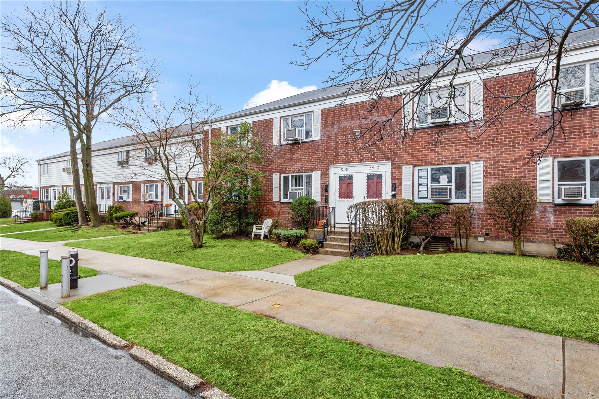 #11 photo, 221-15 Manor Road, クイーンズ区 Queens Village , NY 11427