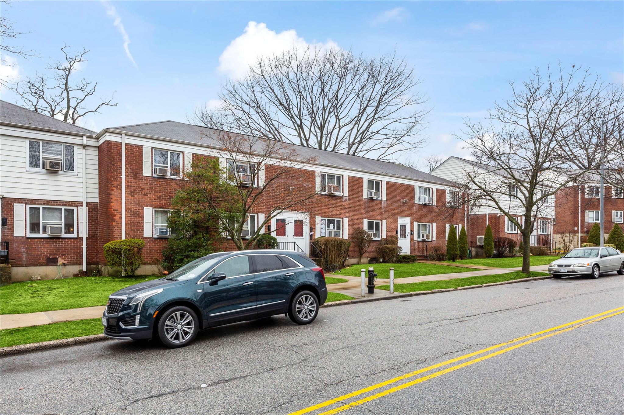 #5 photo, 221-15 Manor Road, クイーンズ区 Queens Village , NY 11427