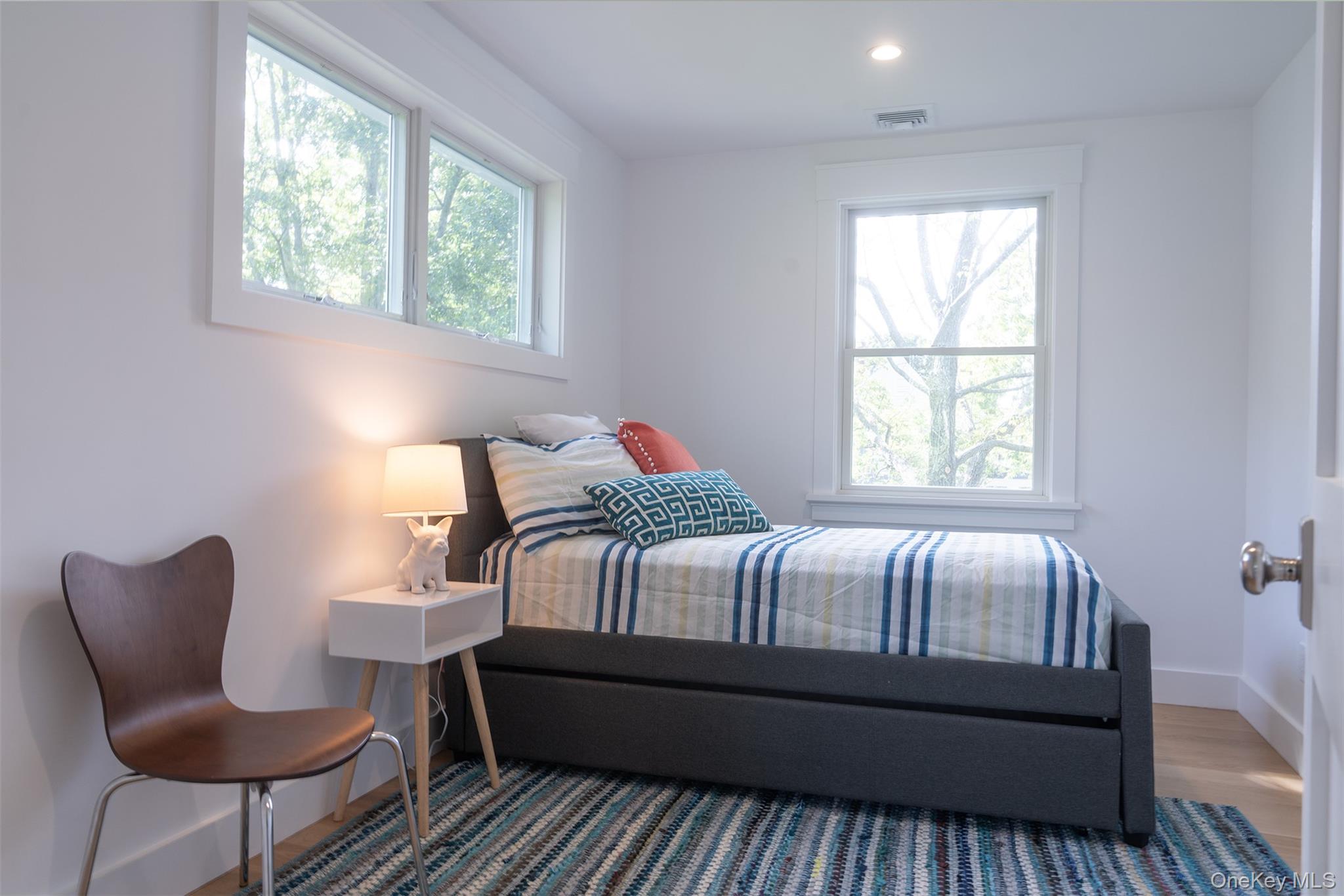 #16 photo, 550 Madison Avenue, Greenport , NY 11944