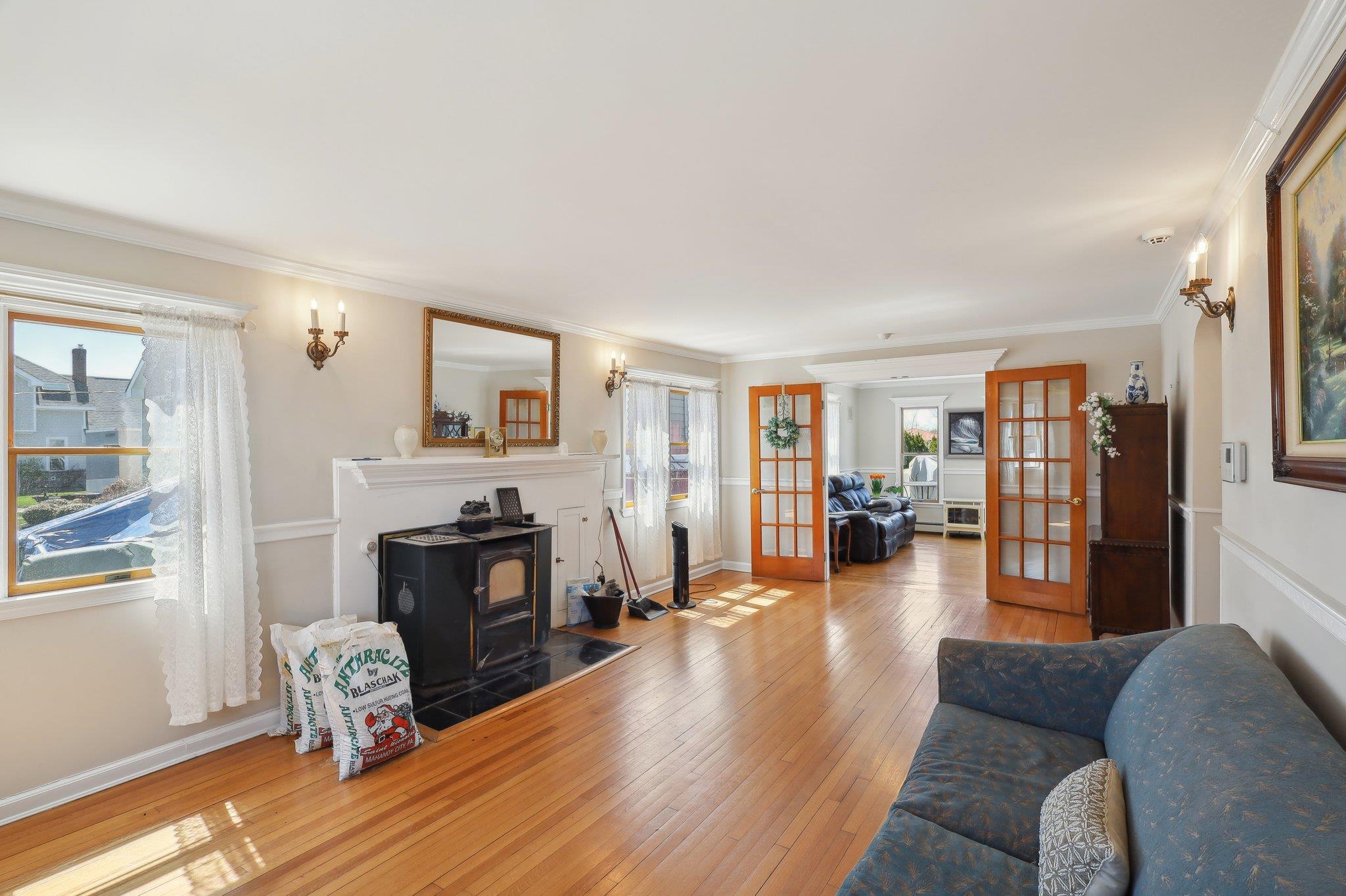 #8 photo, 230 W Islip Road, サフォーク郡 West Islip , NY 11795