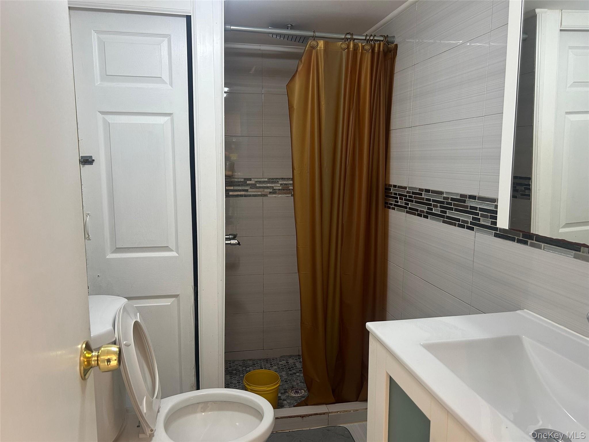 #12 photo, 129-40 135 Street, Jamaica , NY 11420