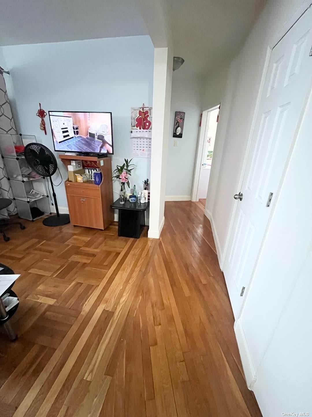 #12 photo, 35-91 161st Street, クイーンズ区 Flushing , NY 11358