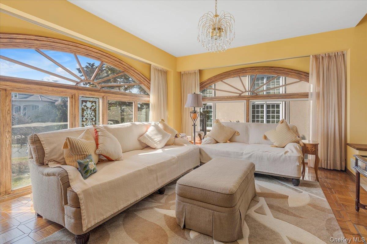 #11 photo, 118 Malba Drive, クイーンズ区 Malba , NY 11357