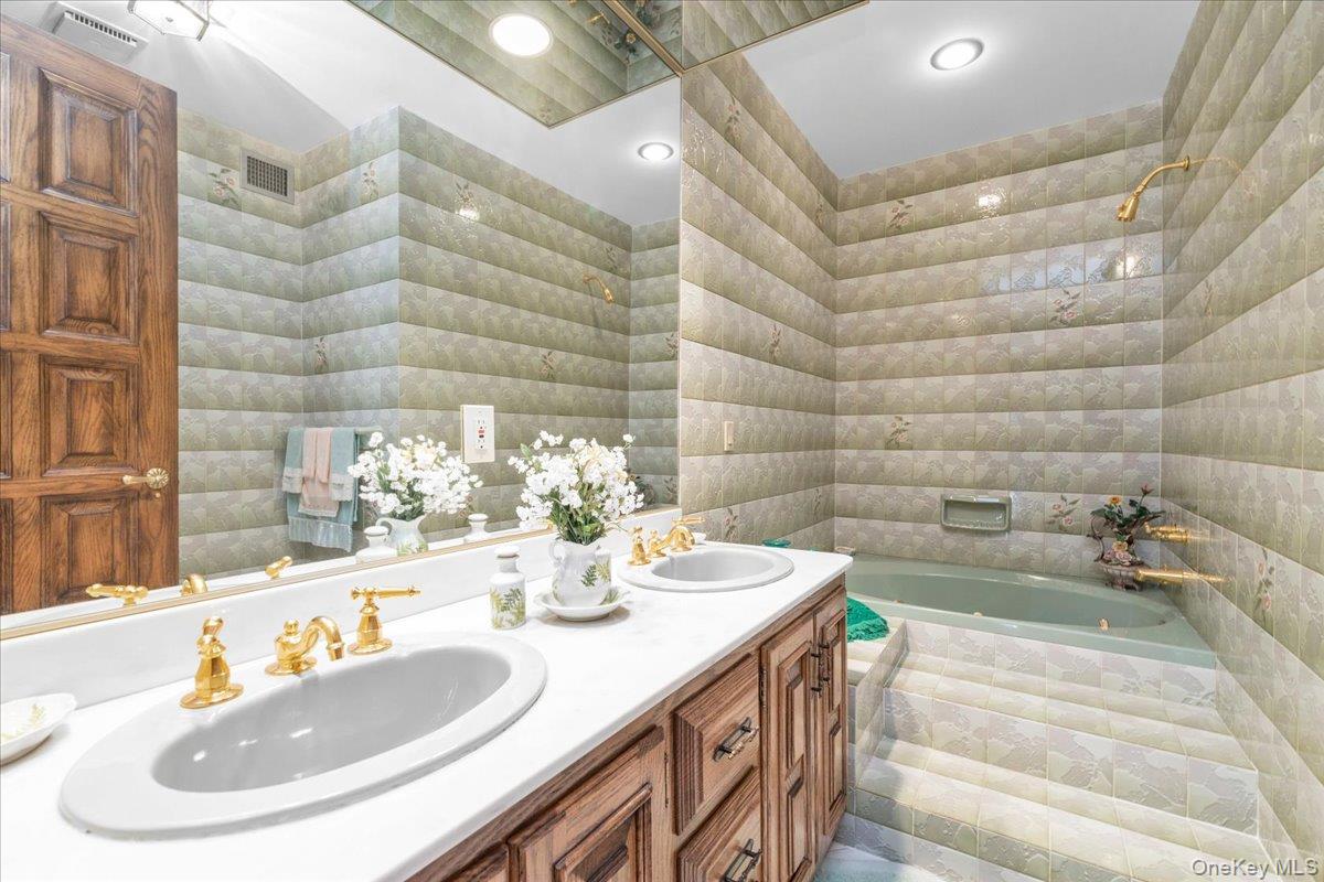 #20 photo, 118 Malba Drive, クイーンズ区 Malba , NY 11357