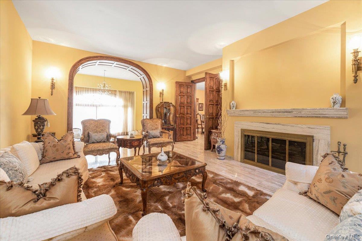 #4 photo, 118 Malba Drive, クイーンズ区 Malba , NY 11357