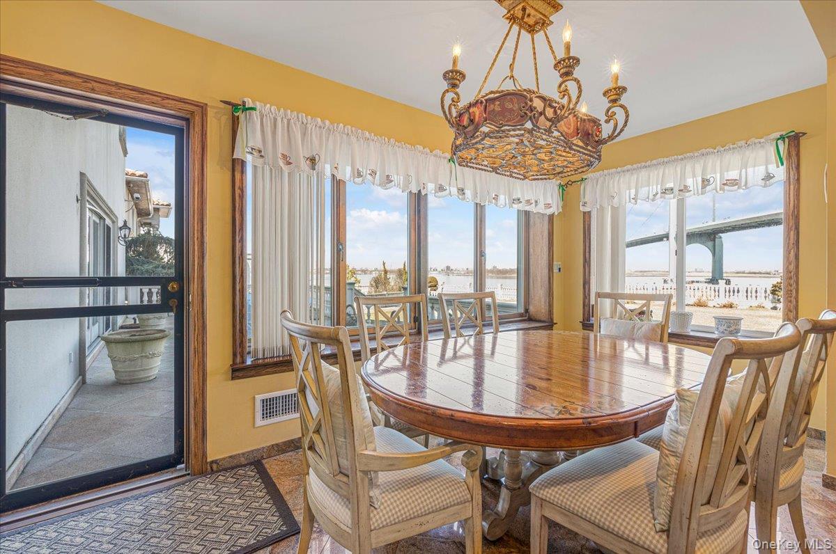 #7 photo, 118 Malba Drive, クイーンズ区 Malba , NY 11357