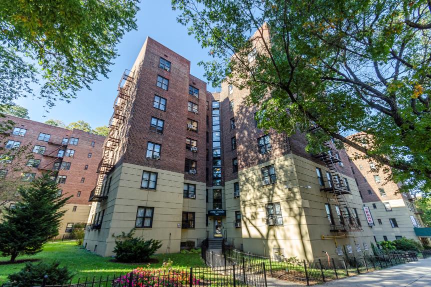 #13 photo, 4489 BROADWAY, マンハッタン Hudson Heights , NY 10040