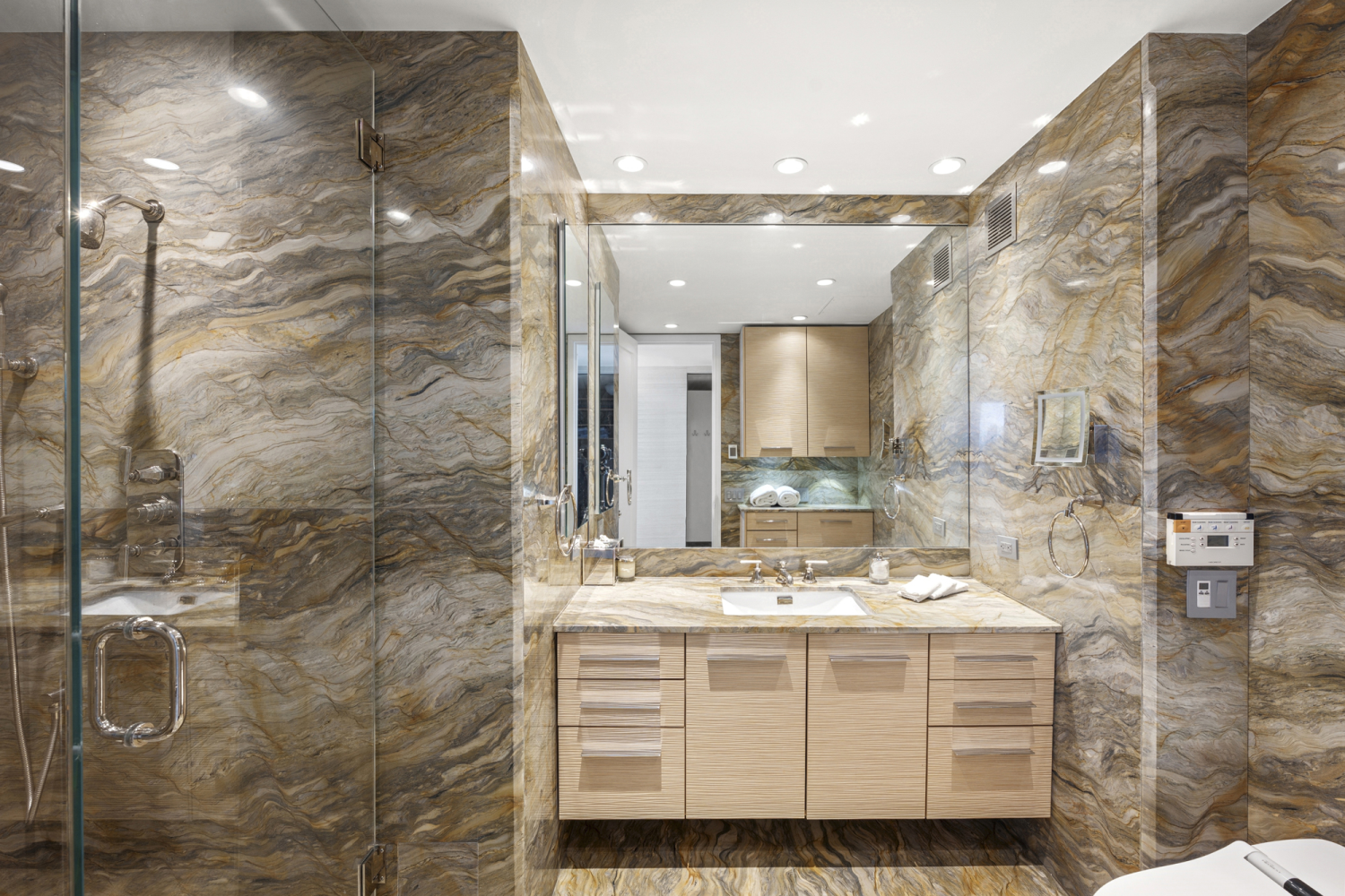 #9 photo, 301 W 57TH Street, マンハッタン Hells Kitchen , NY 10019