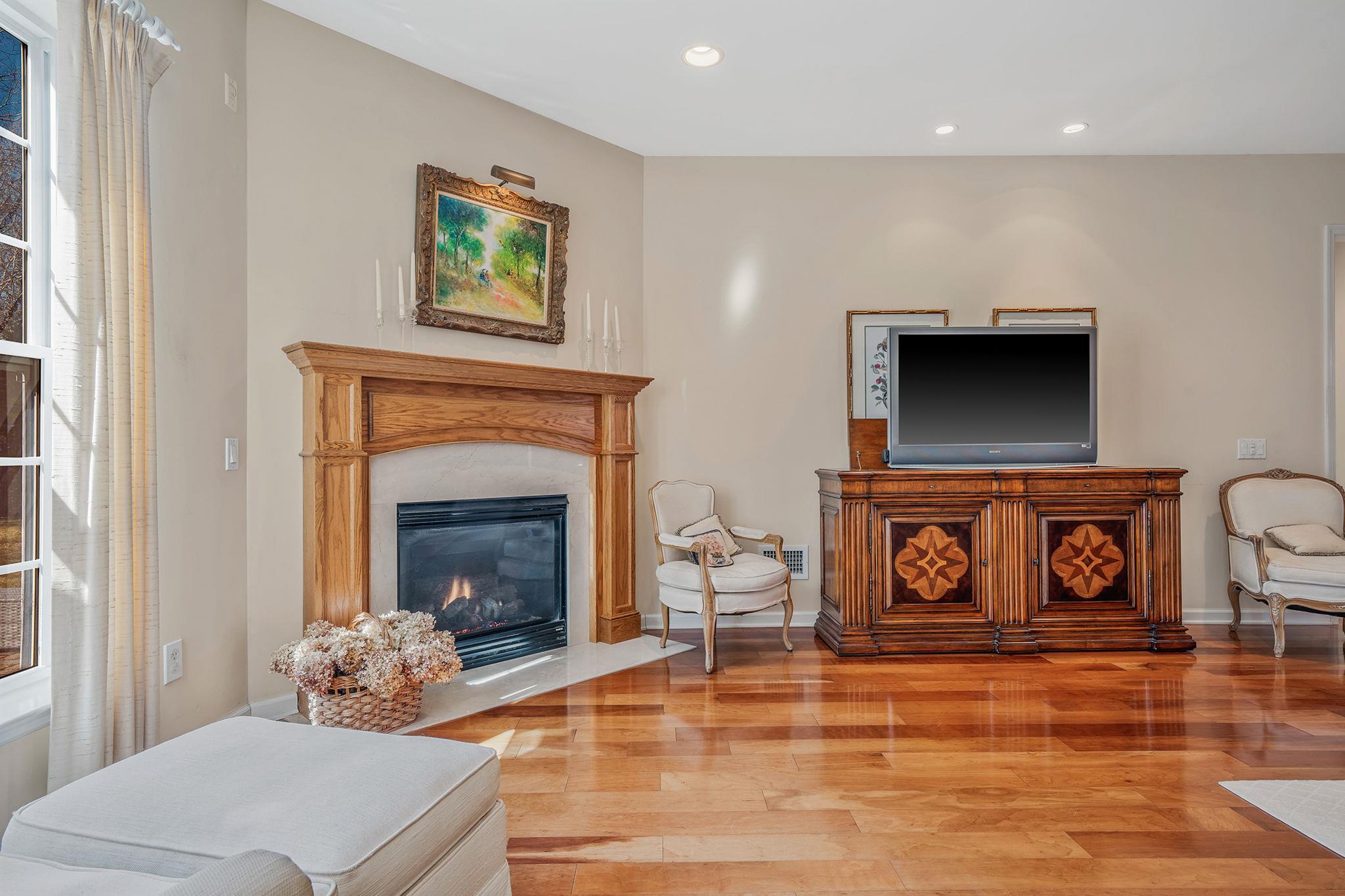 #10 photo, 143 Scott Drive, サフォーク郡 Westhampton , NY 11977