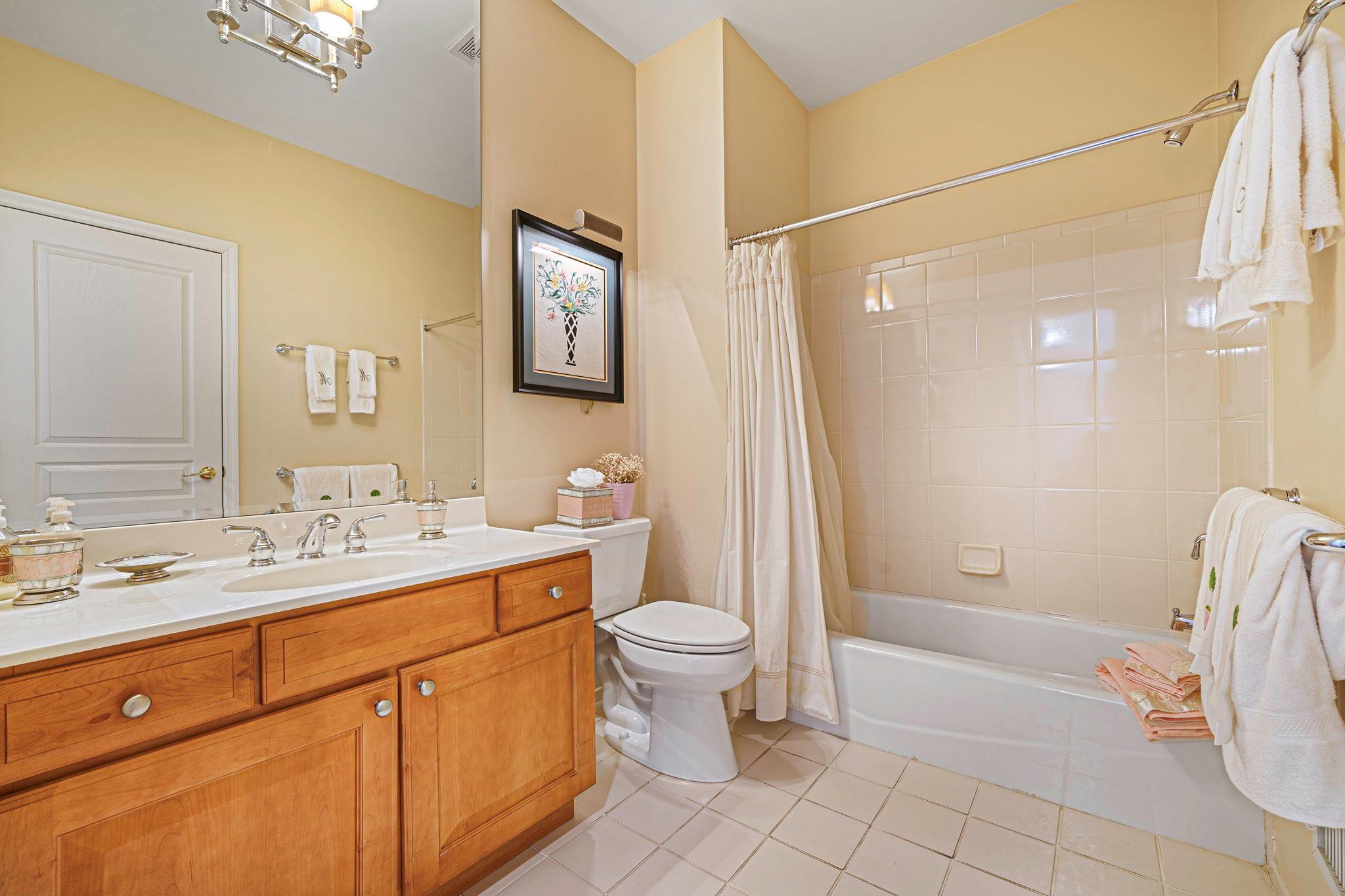 #18 photo, 143 Scott Drive, サフォーク郡 Westhampton , NY 11977