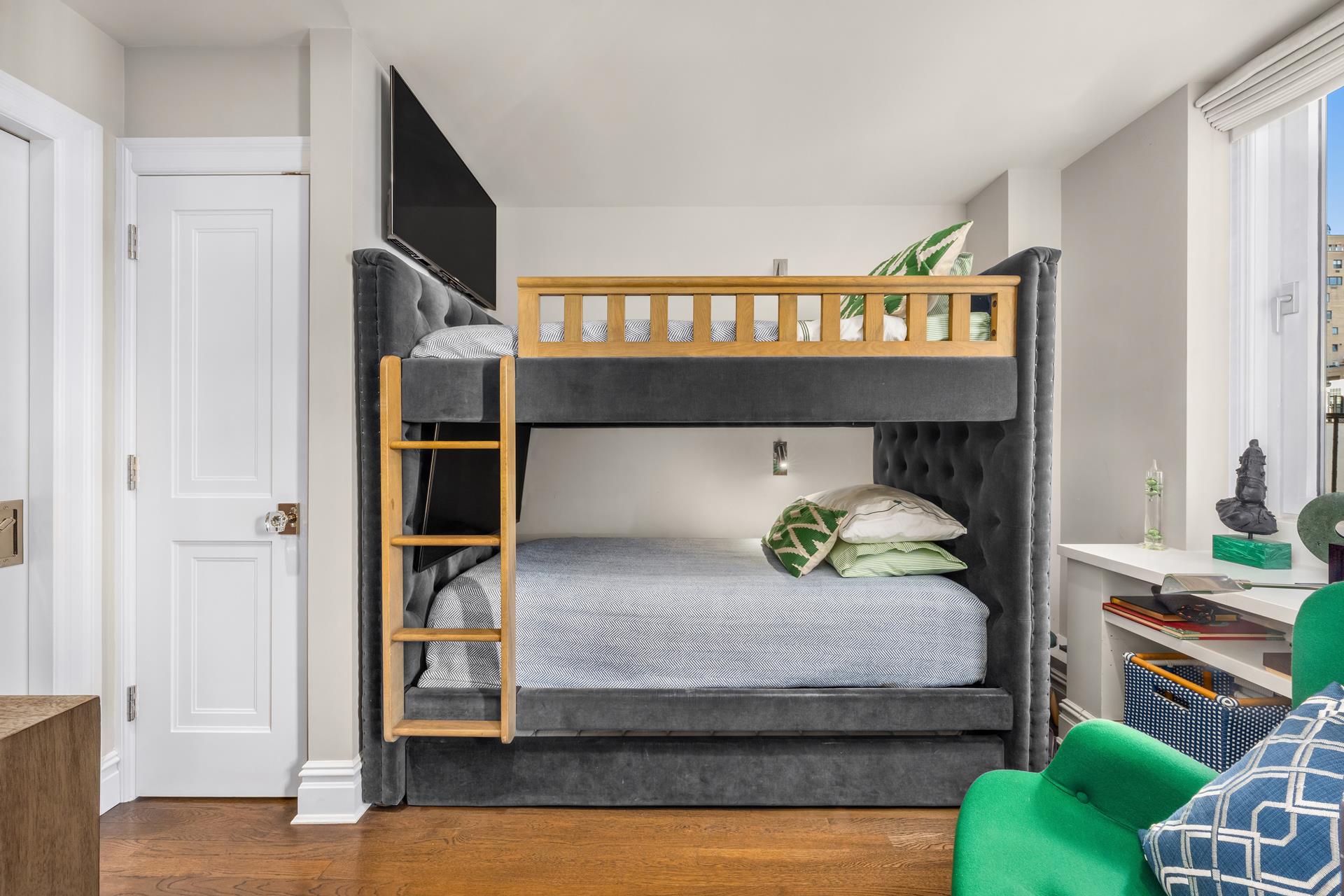 #17 photo, 21 E 66TH Street, マンハッタン Lenox Hill , NY 10065