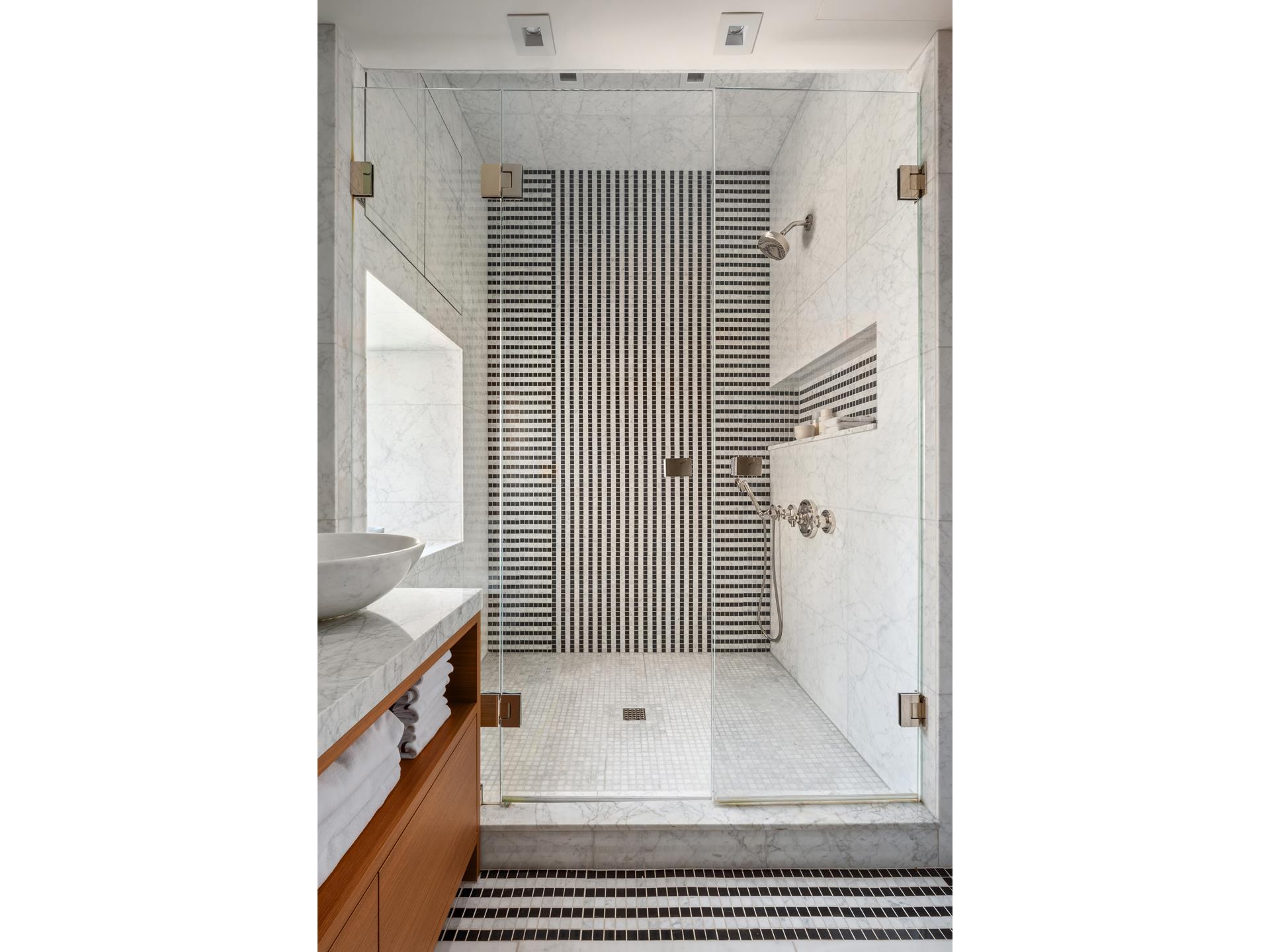 #18 photo, 21 E 66TH Street, マンハッタン Lenox Hill , NY 10065