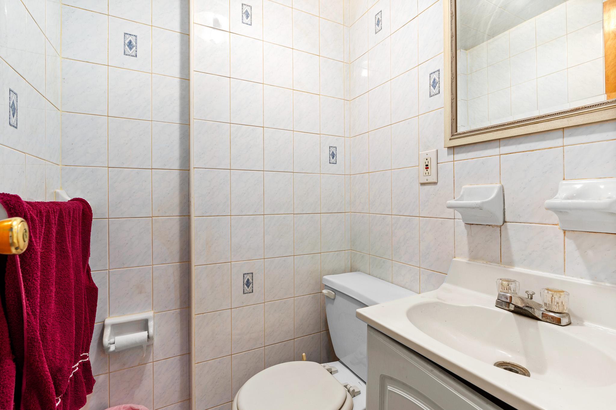 #20 photo, 4612 25th Avenue, كوينز Astoria , NY 11103