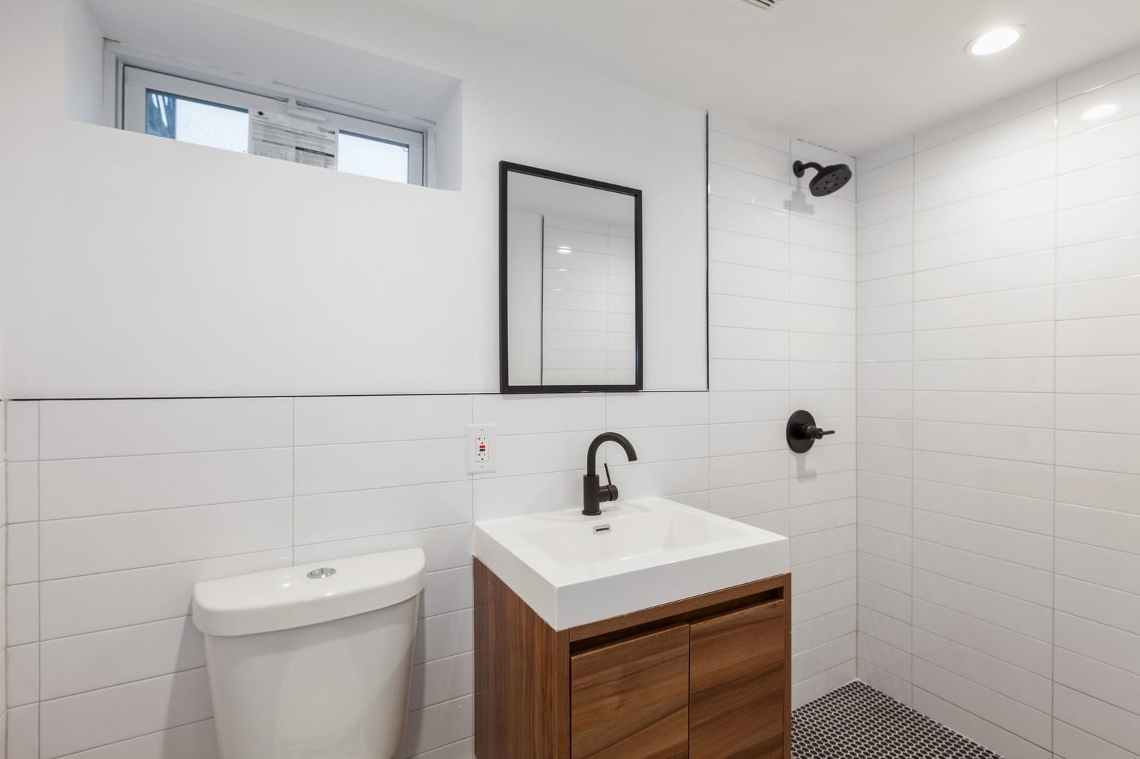 #12 photo, 100-03 90 Avenue, クイーンズ区 Richmond Hill , NY 11418