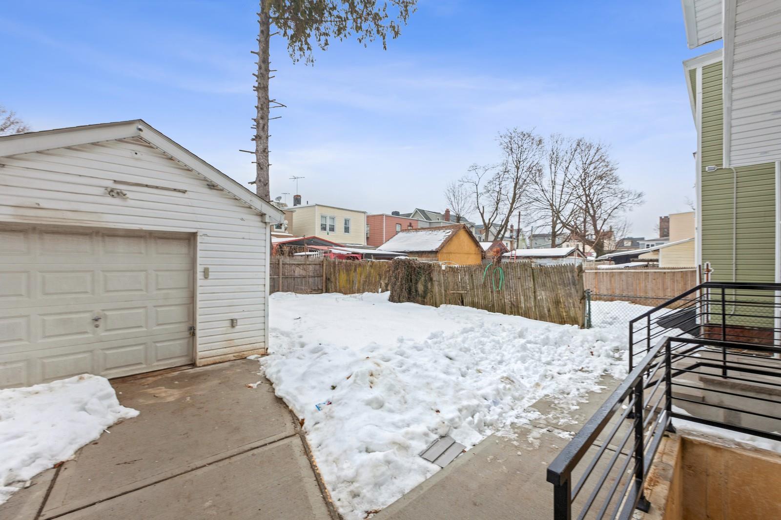 #17 photo, 100-03 90 Avenue, クイーンズ区 Richmond Hill , NY 11418