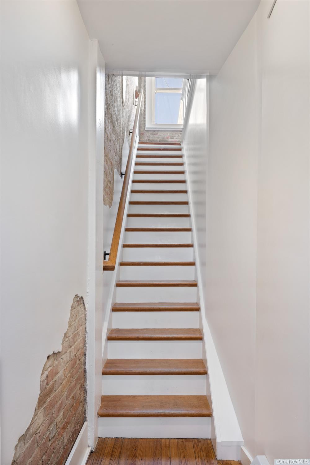 #11 photo, 237 Warren Street, Hudson , NY 12534