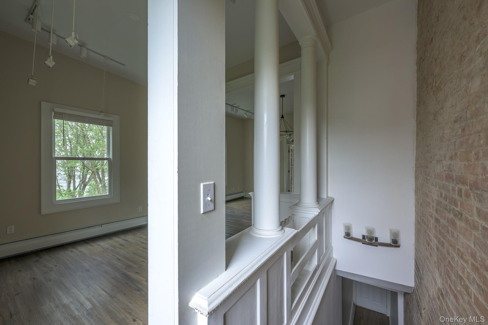 #17 photo, 237 Warren Street, Hudson , NY 12534