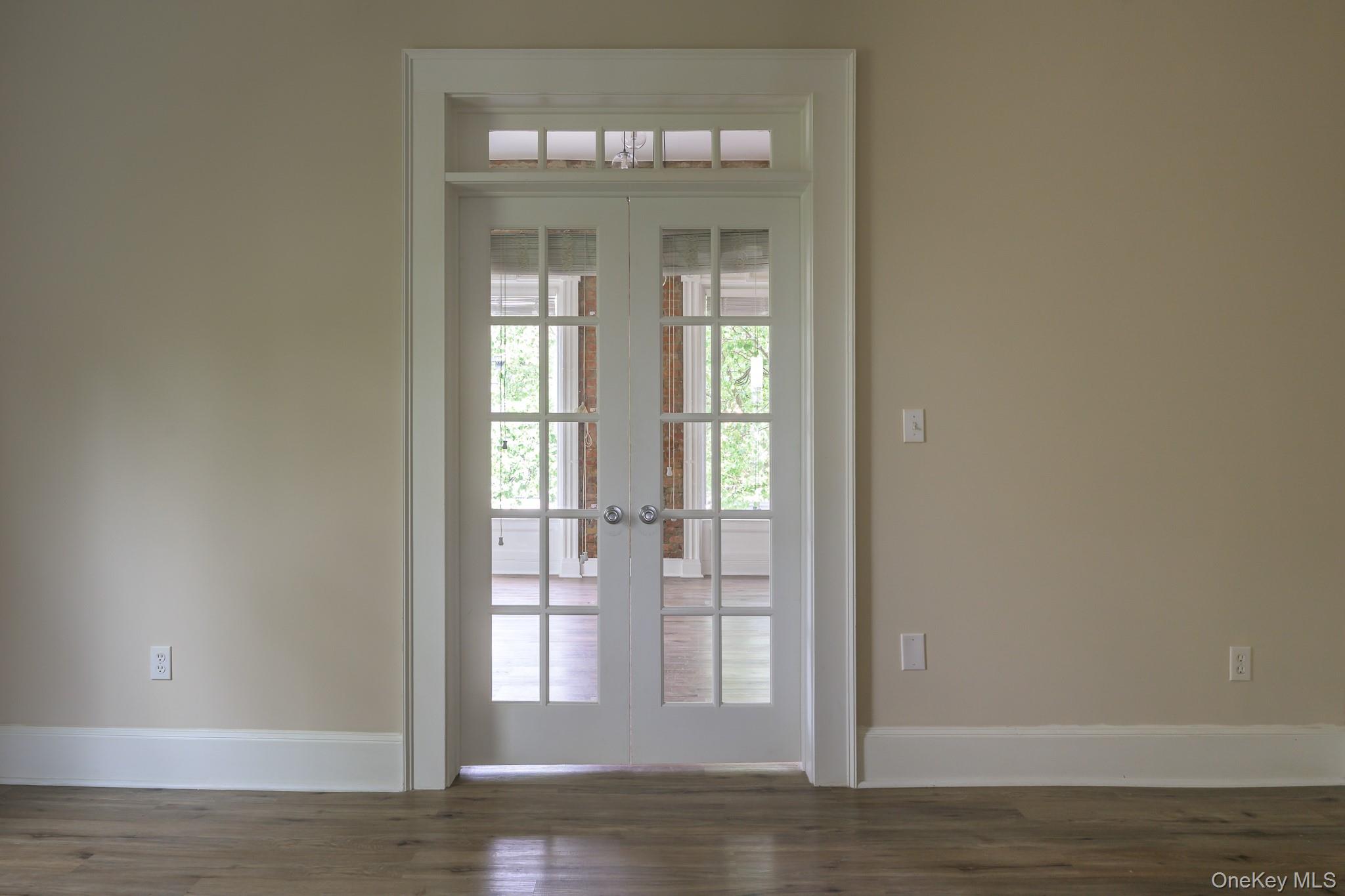 #20 photo, 237 Warren Street, Hudson , NY 12534