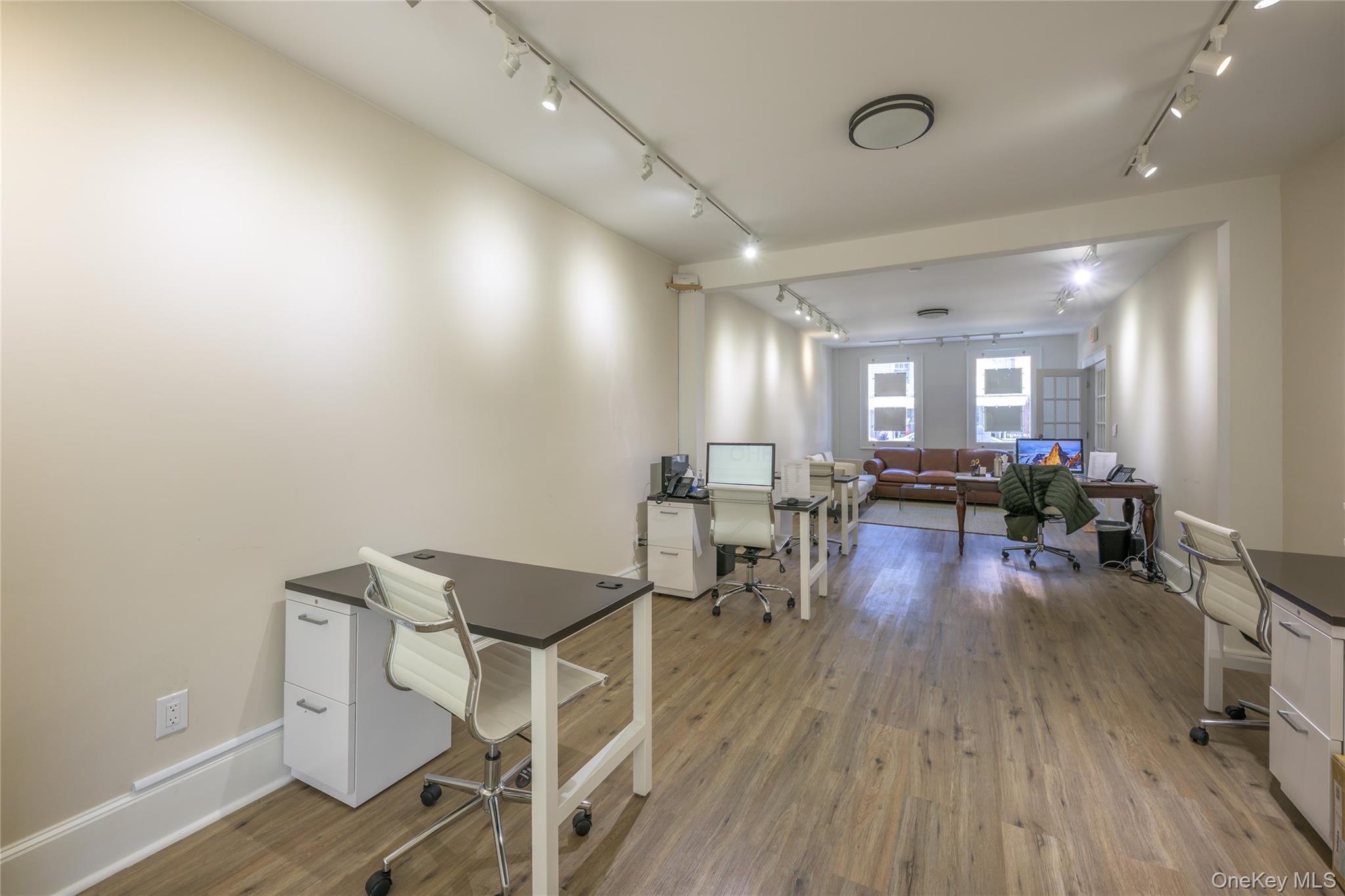 #6 photo, 237 Warren Street, Hudson , NY 12534