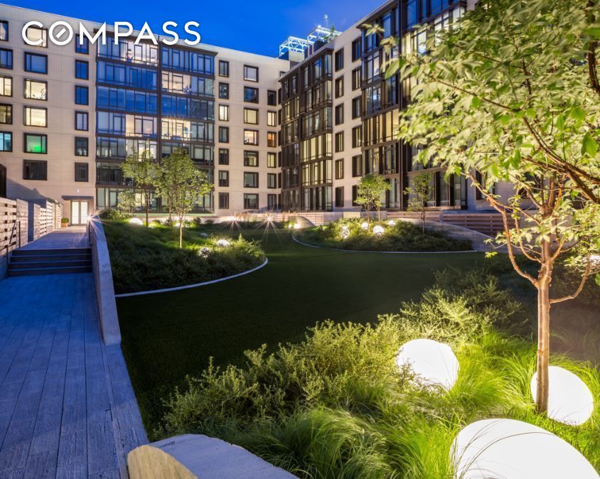 #11 photo, 429 Kent Avenue, ブルックリン区 Williamsburg , NY 11249