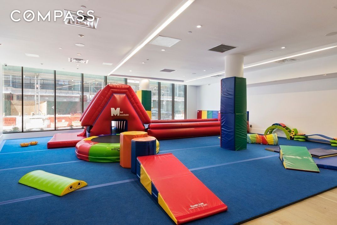 #12 photo, 429 Kent Avenue, ブルックリン区 Williamsburg , NY 11249