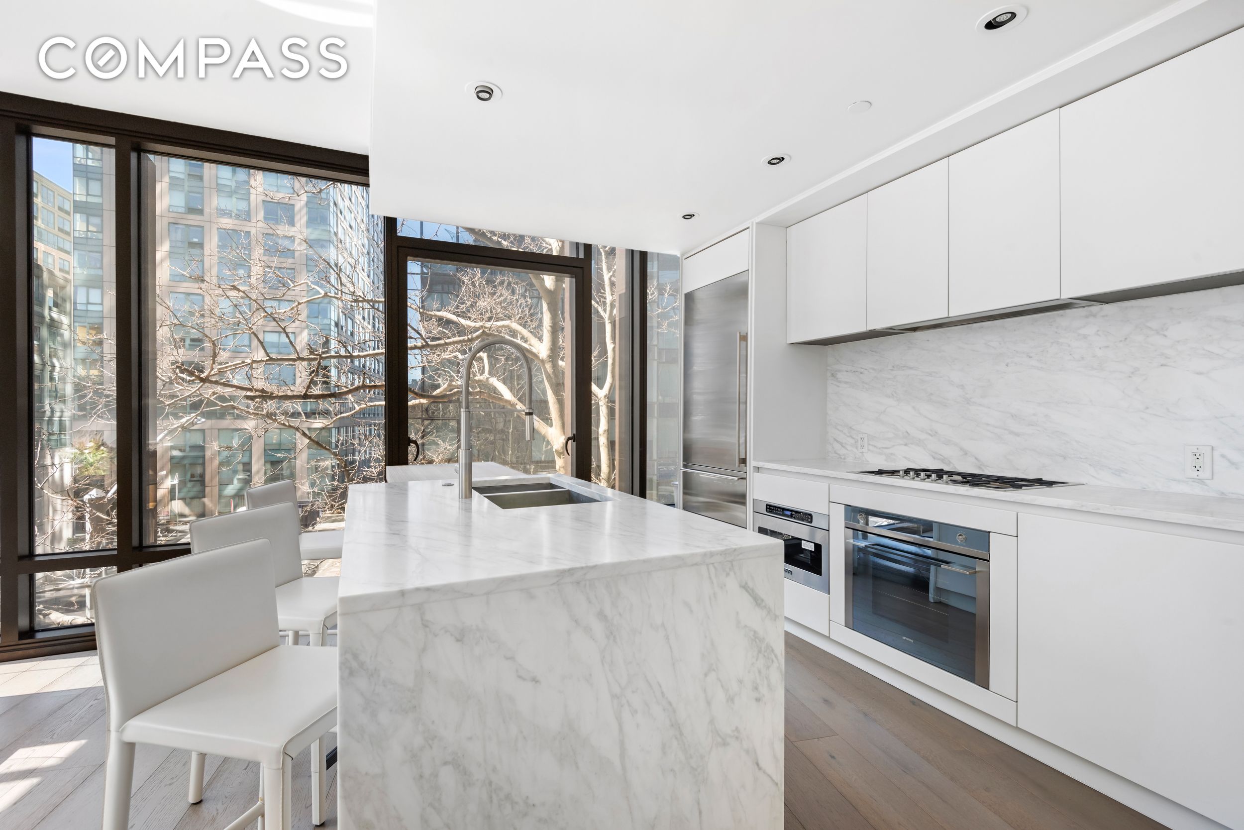 #3 photo, 429 Kent Avenue, ブルックリン区 Williamsburg , NY 11249