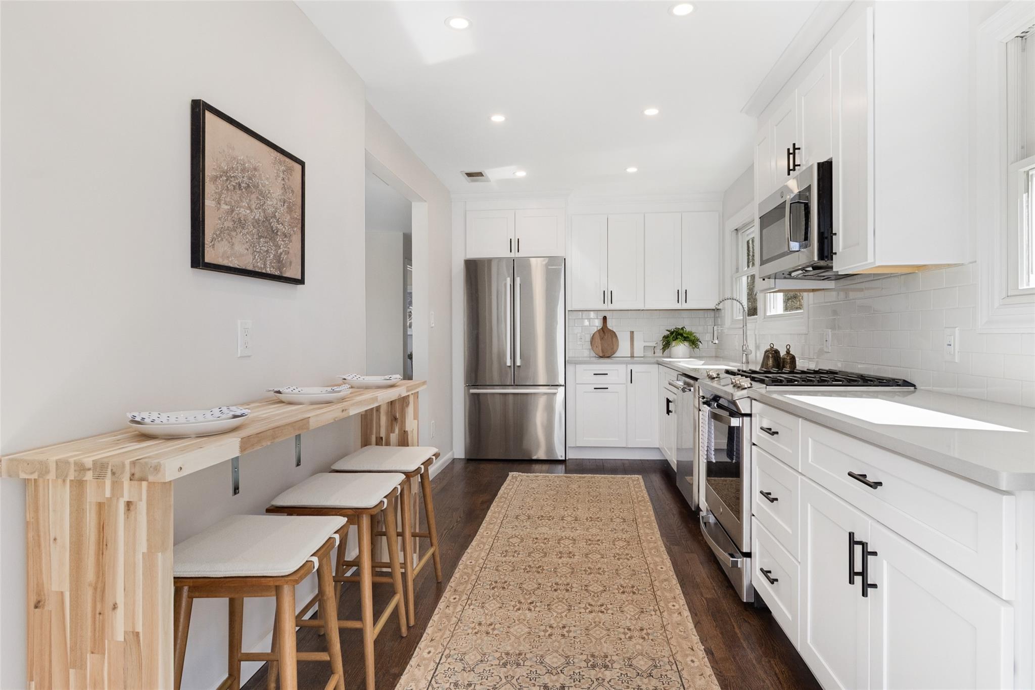 #6 photo, 617 Saddle River Road, Airmont , NY 10952