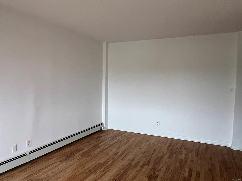 #7 photo, 91 Tulip Avenue, Floral Park , NY 11001